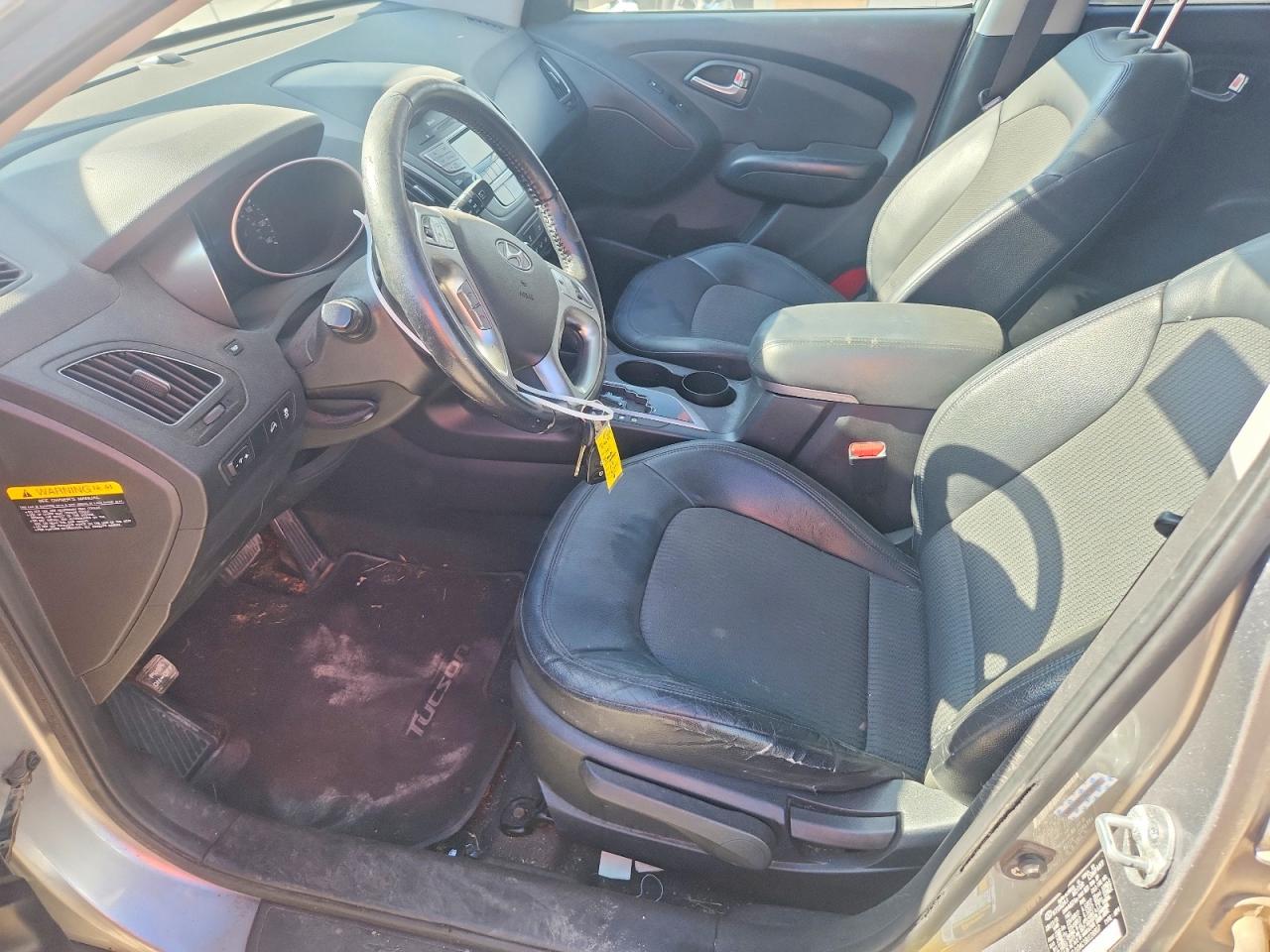 2011 Hyundai Tucson Gls Silver vin: KM8JU3AC1BU128807