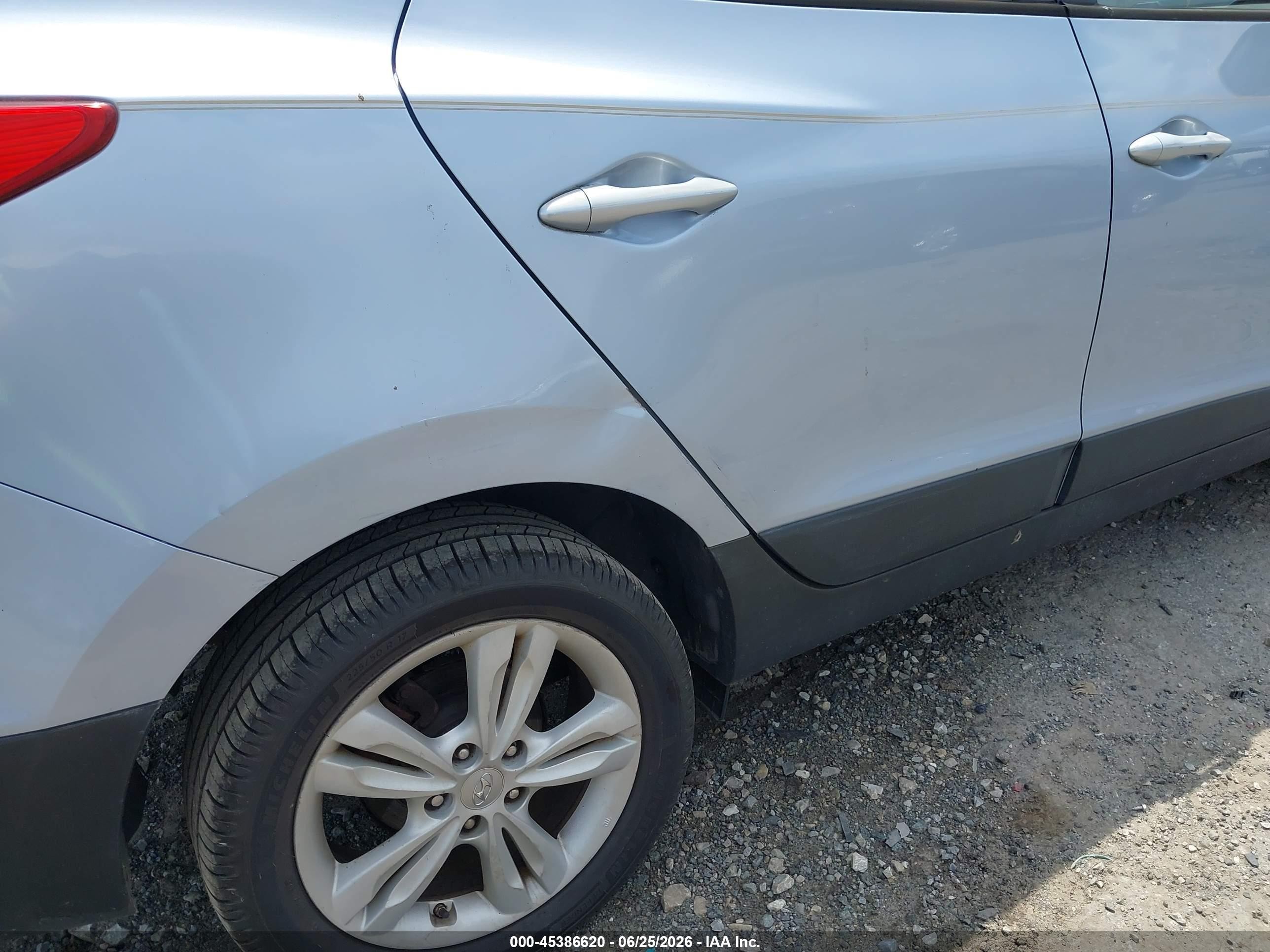 2011 Hyundai Tucson Gls Серебряный vin: KM8JU3AC1BU198288