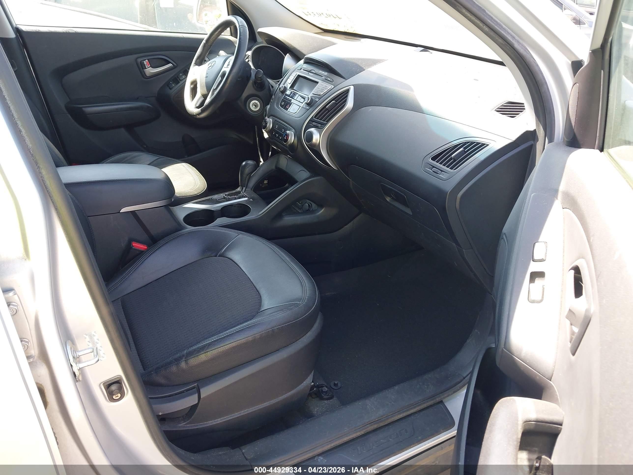 2012 Hyundai Tucson Gls Silver vin: KM8JU3AC1CU404128