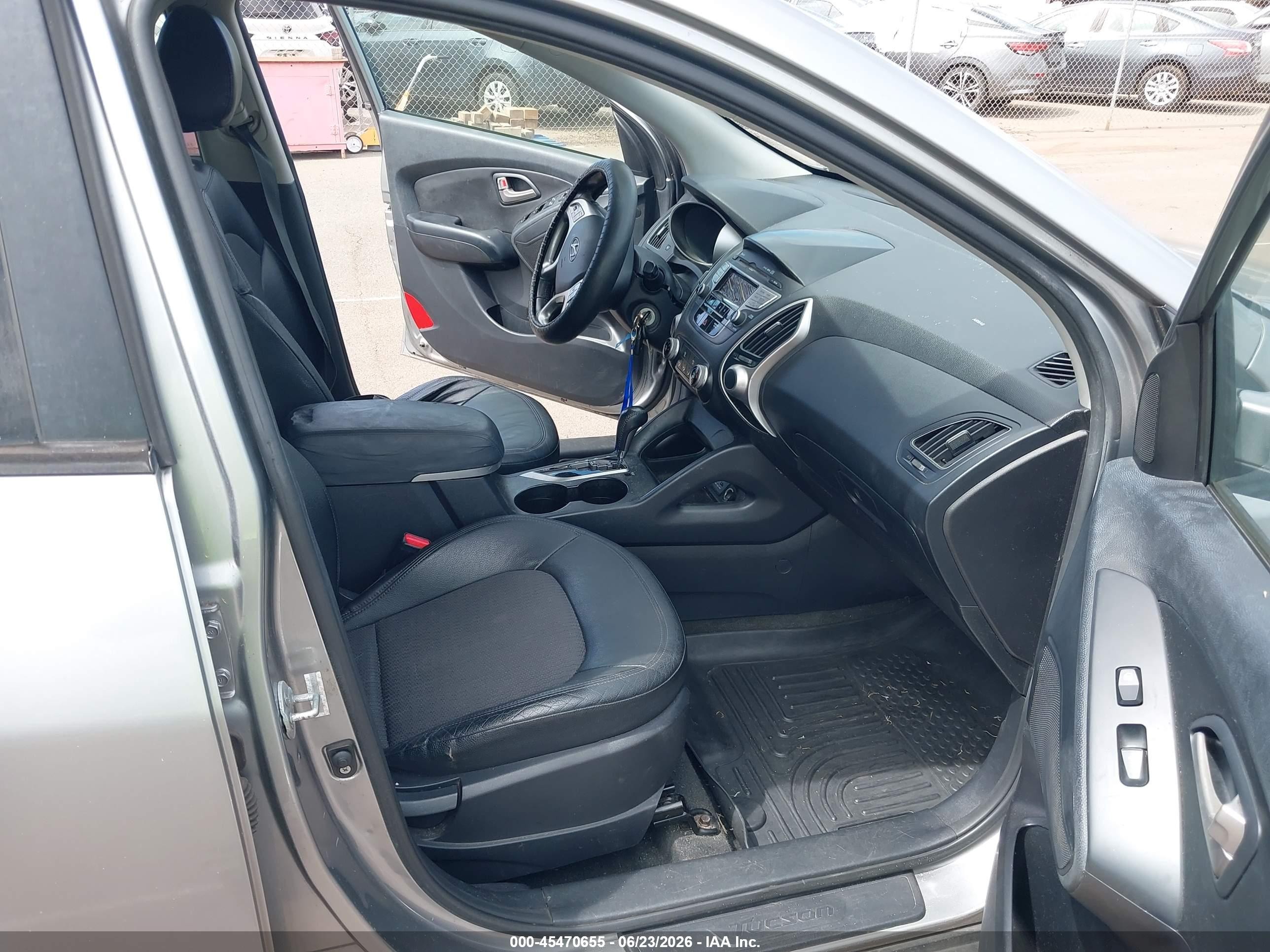 2012 Hyundai Tucson Gls Gray vin: KM8JU3AC1CU455113