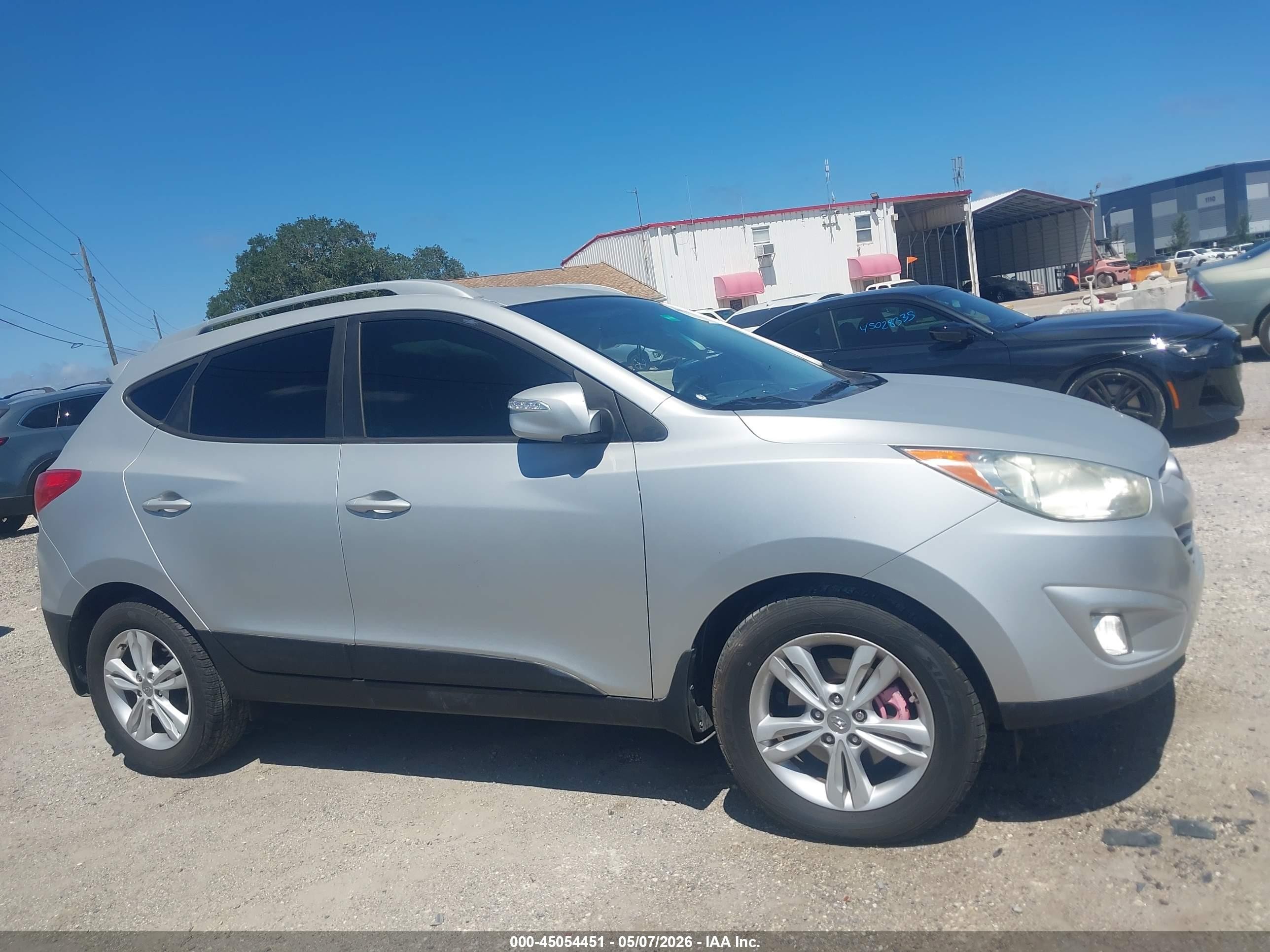 2013 Hyundai Tucson Gls Серебряный vin: KM8JU3AC1DU645379