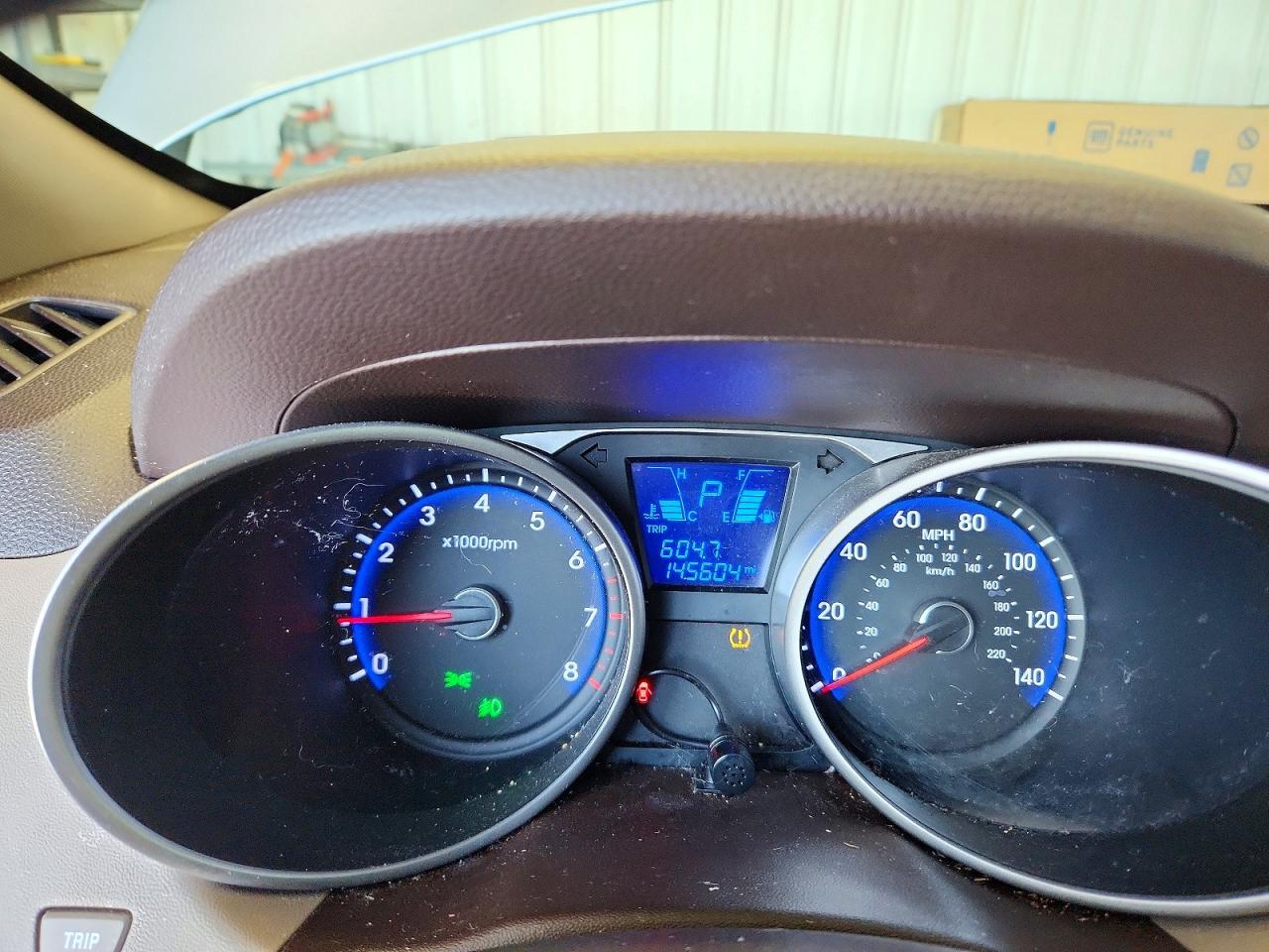 2013 Hyundai Tucson Limited Silver vin: KM8JU3AC1DU695103