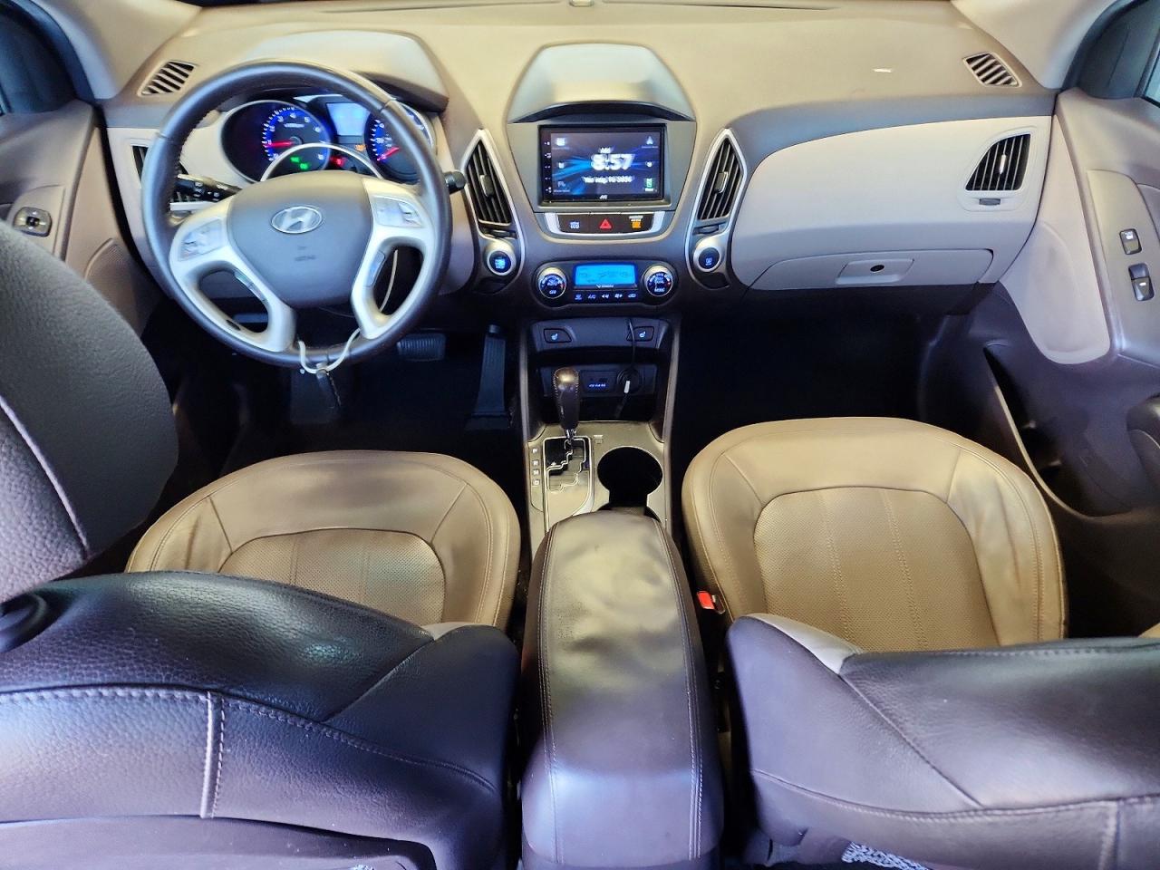 2013 Hyundai Tucson Limited Silver vin: KM8JU3AC1DU695103