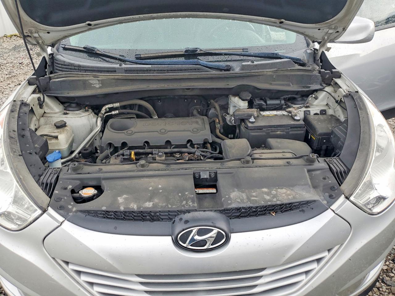 2010 Hyundai Tucson Gls Серебряный vin: KM8JU3AC2AU108578