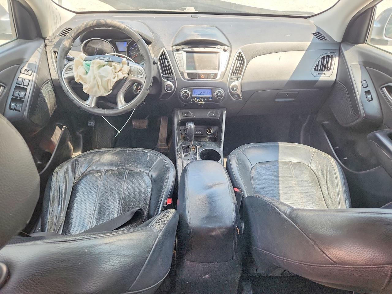 2011 Hyundai Tucson Limited Silver vin: KM8JU3AC2BU144496
