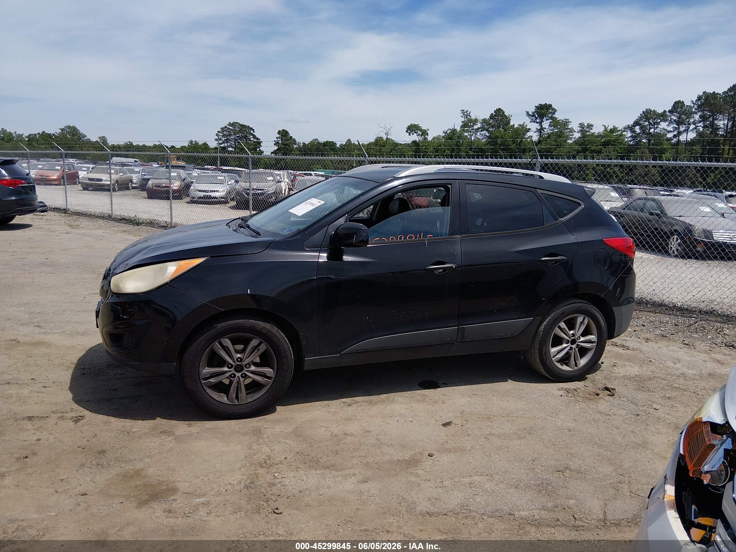 2011 Hyundai Tucson Gls Black vin: KM8JU3AC2BU191611