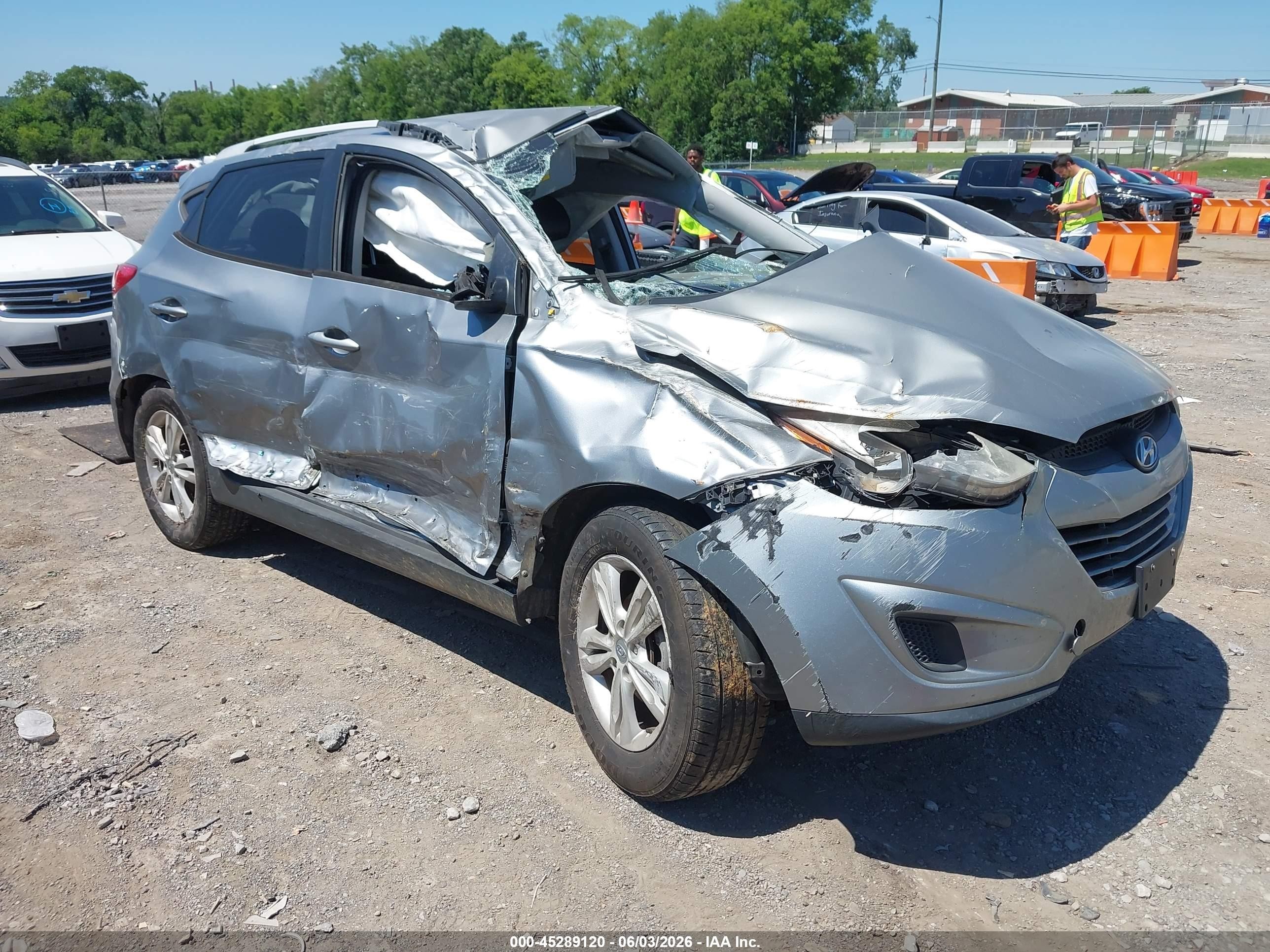 2011 Hyundai Tucson Gls Silver vin: KM8JU3AC2BU258076