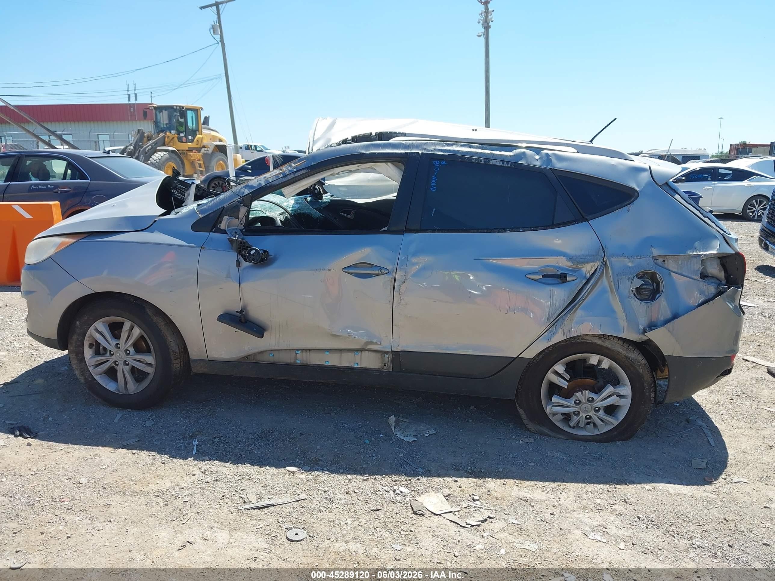 2011 Hyundai Tucson Gls Silver vin: KM8JU3AC2BU258076