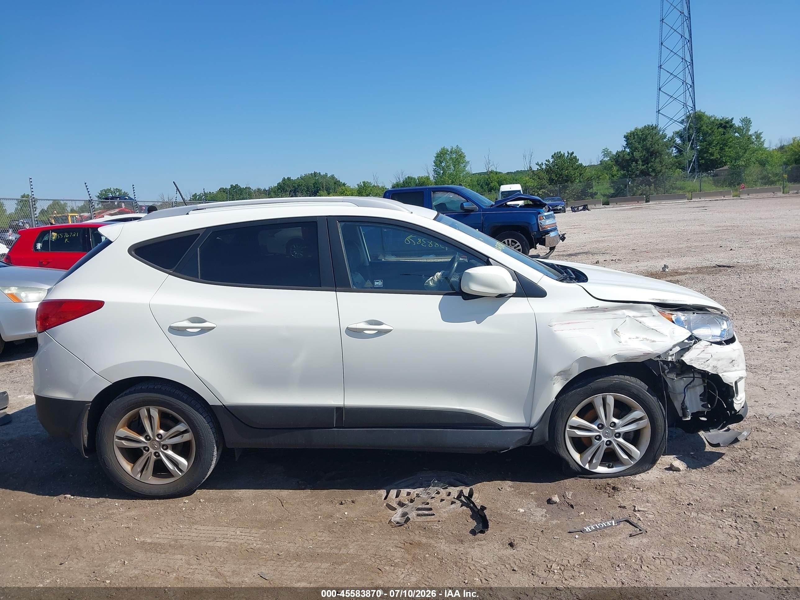2011 Hyundai Tucson Gls White vin: KM8JU3AC2BU314663