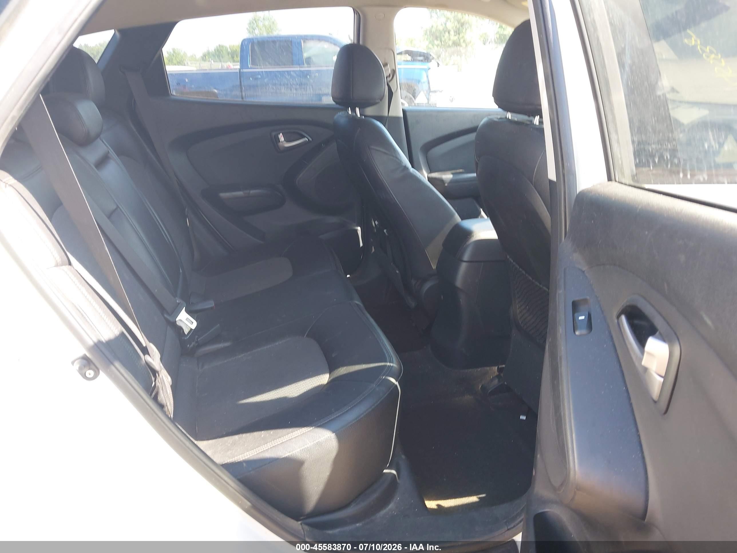 2011 Hyundai Tucson Gls White vin: KM8JU3AC2BU314663