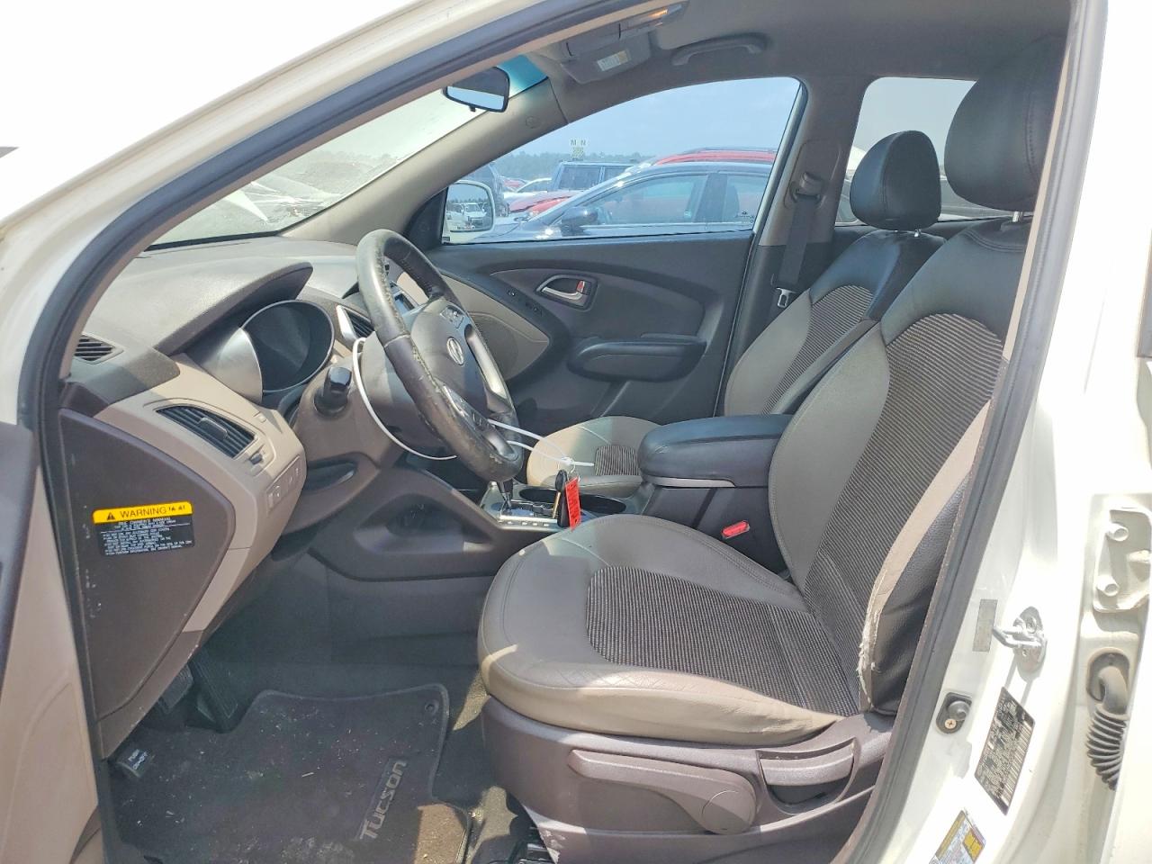 2012 Hyundai Tucson Gls White vin: KM8JU3AC2CU376002