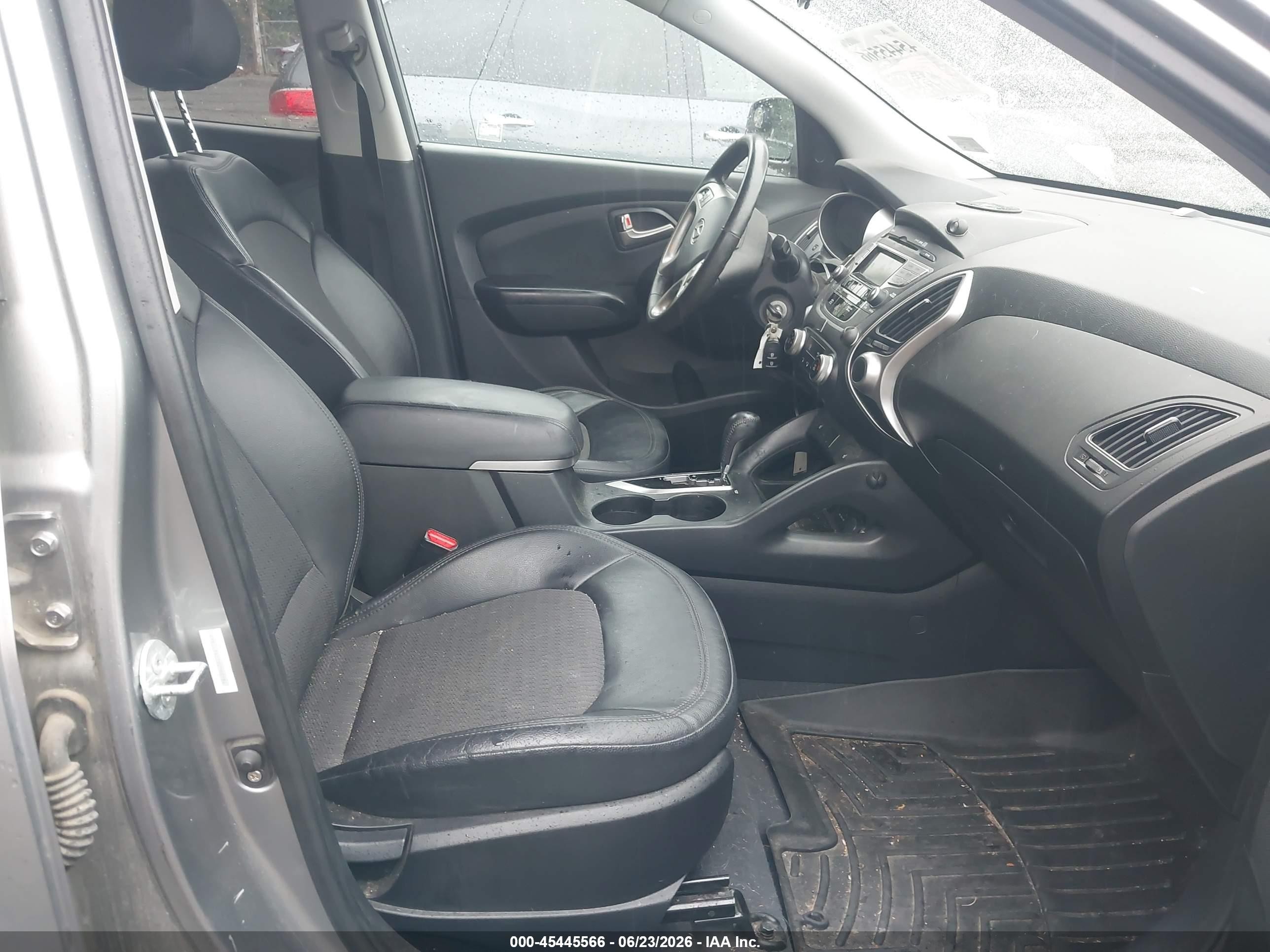 2013 Hyundai Tucson Gls Серебряный vin: KM8JU3AC2DU760184