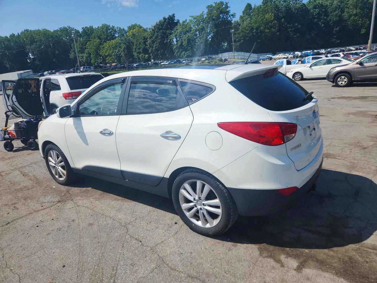 2010 Hyundai Tucson Limited White vin: KM8JU3AC3AU021692