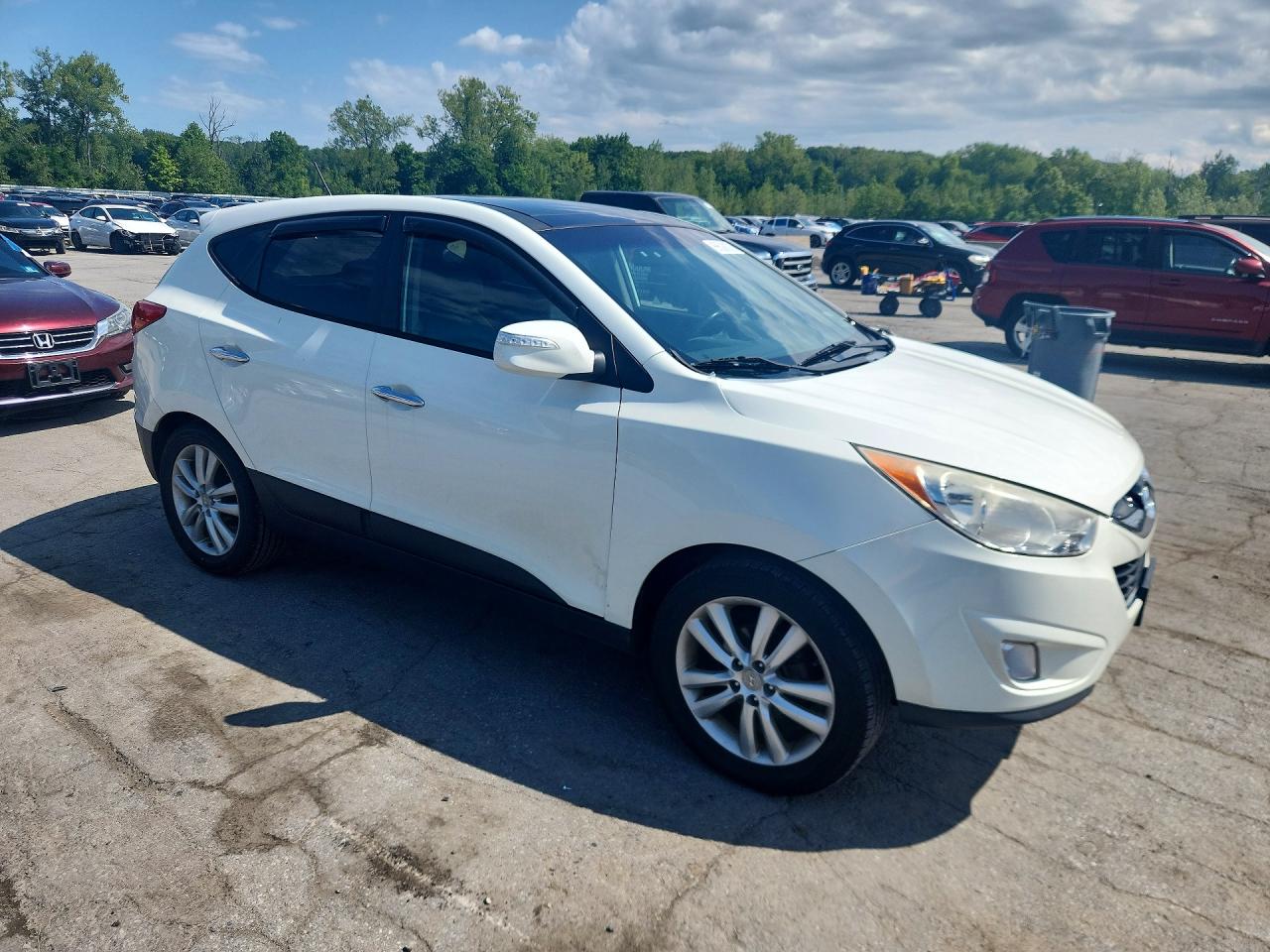 2010 Hyundai Tucson Limited White vin: KM8JU3AC3AU021692