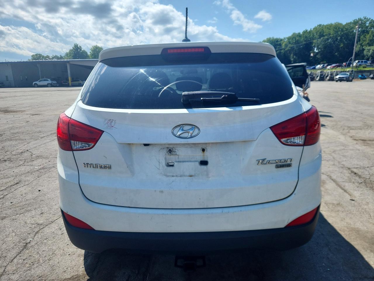 2010 Hyundai Tucson Limited White vin: KM8JU3AC3AU021692
