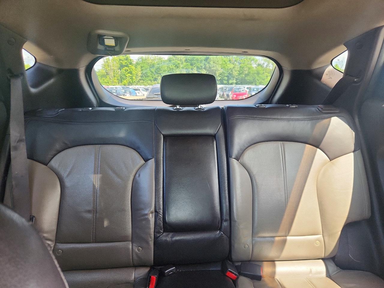 2010 Hyundai Tucson Limited White vin: KM8JU3AC3AU021692