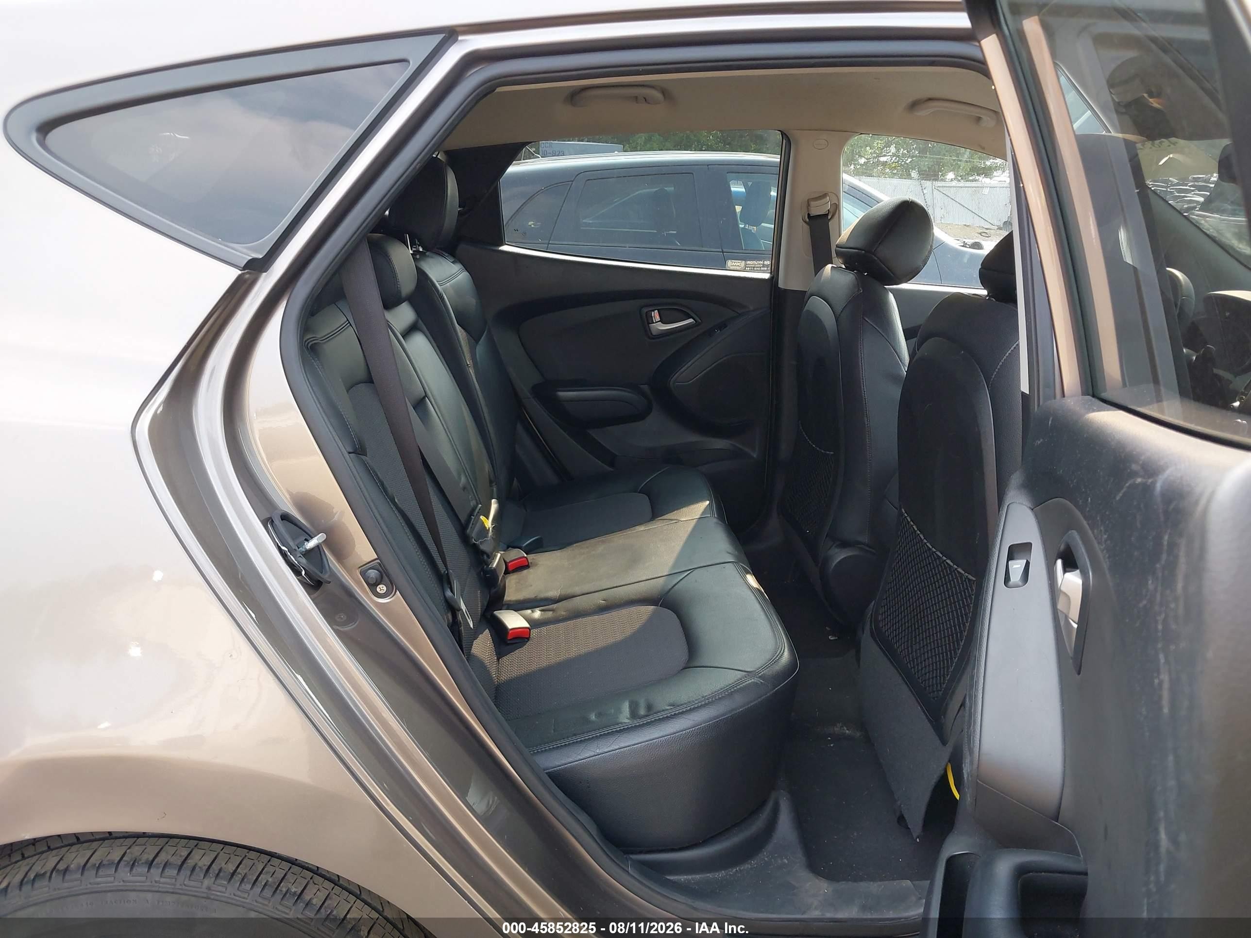 2011 Hyundai Tucson Gls Brown vin: KM8JU3AC3BU190242