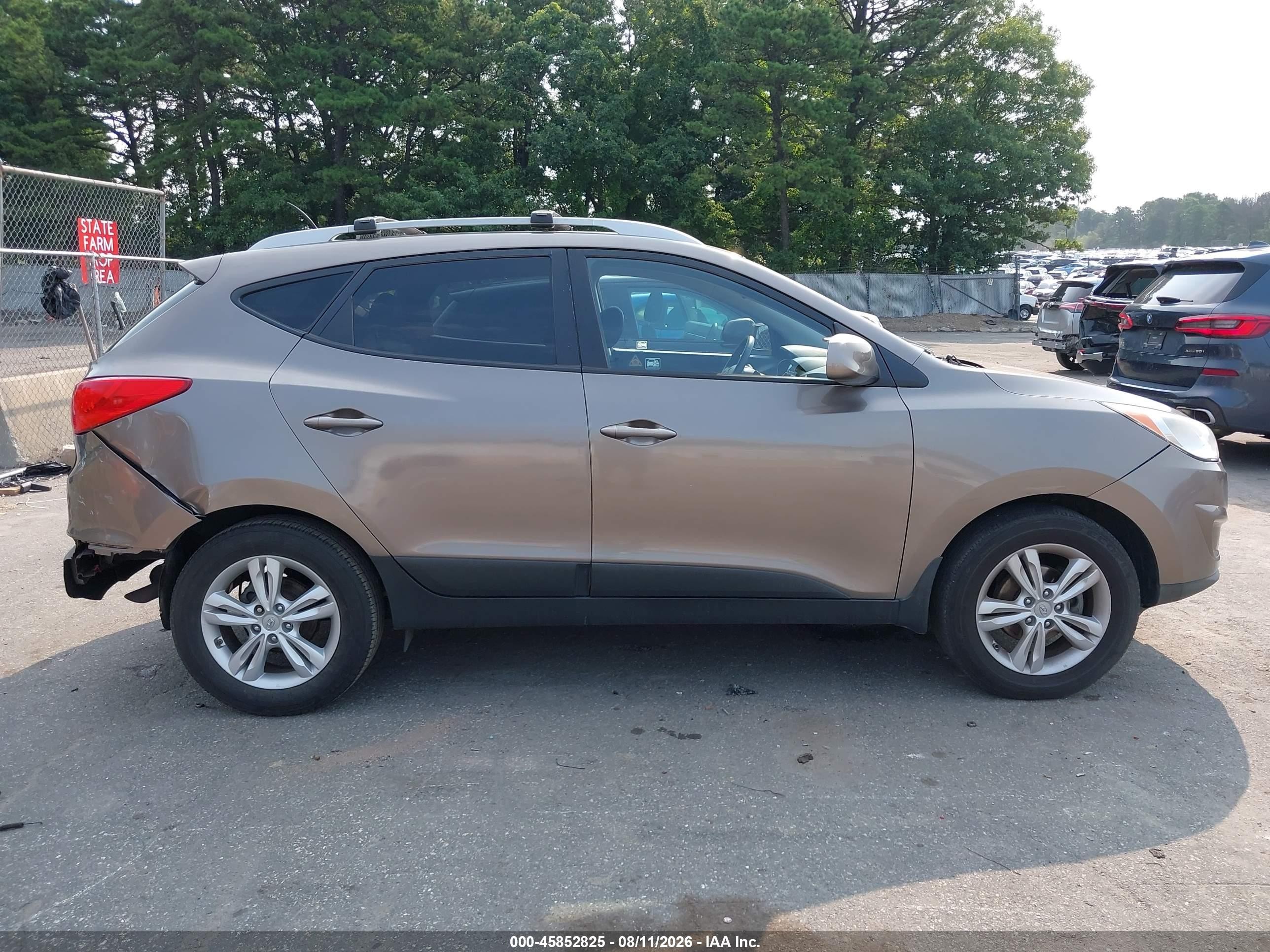 2011 Hyundai Tucson Gls Brown vin: KM8JU3AC3BU190242