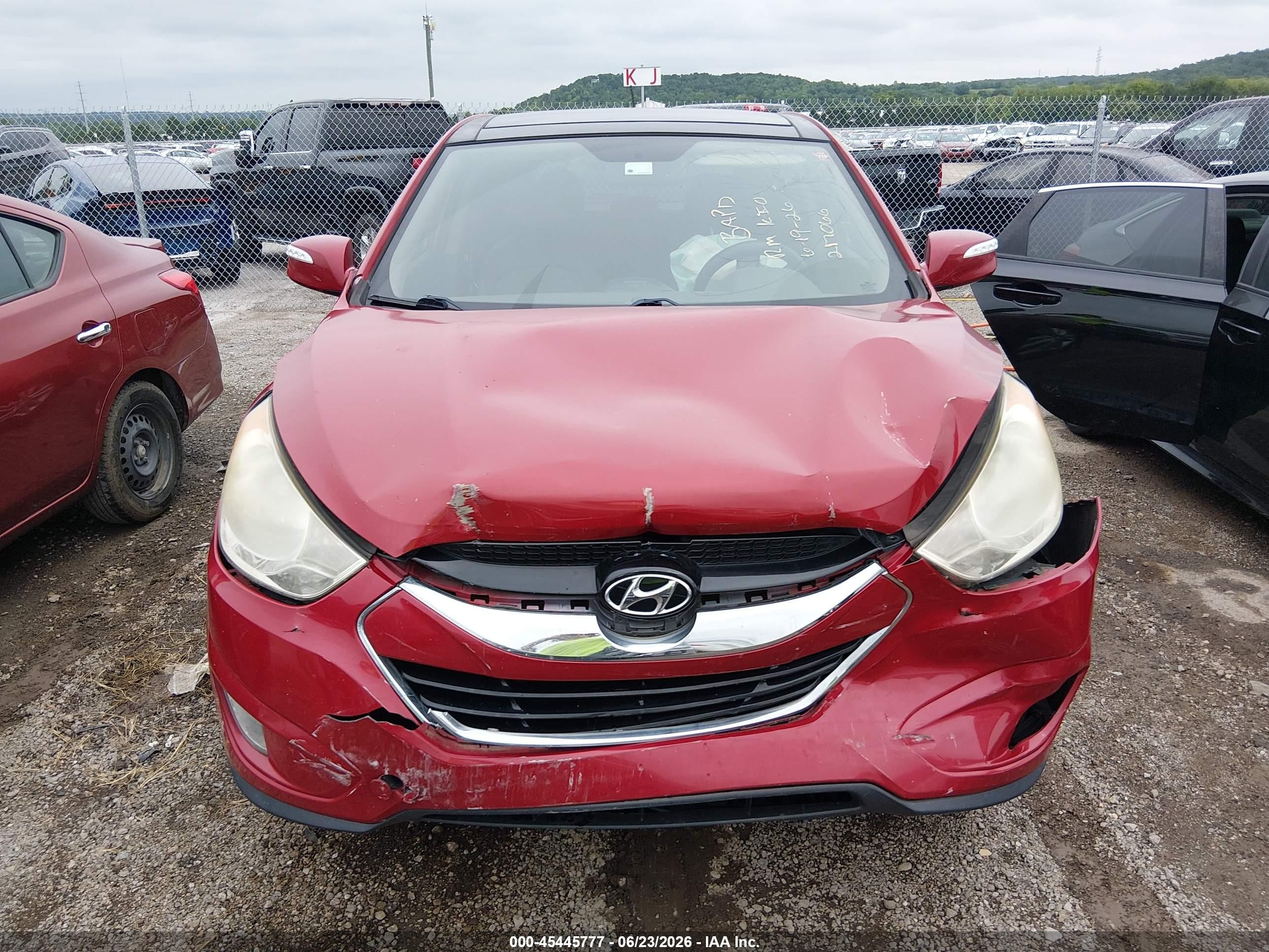 2011 Hyundai Tucson Limited Red vin: KM8JU3AC3BU217066