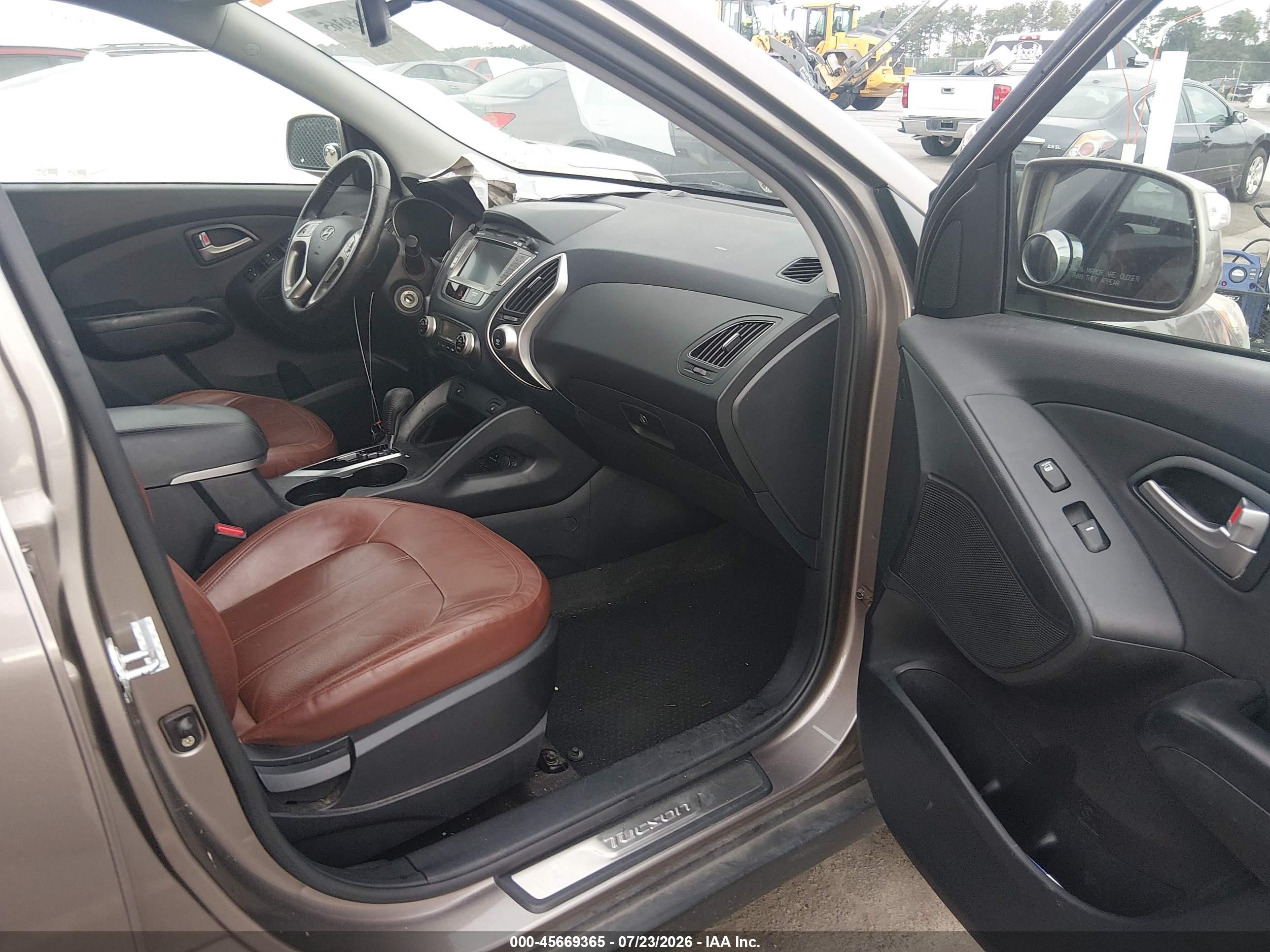 2011 Hyundai Tucson Limited Brown vin: KM8JU3AC3BU276456
