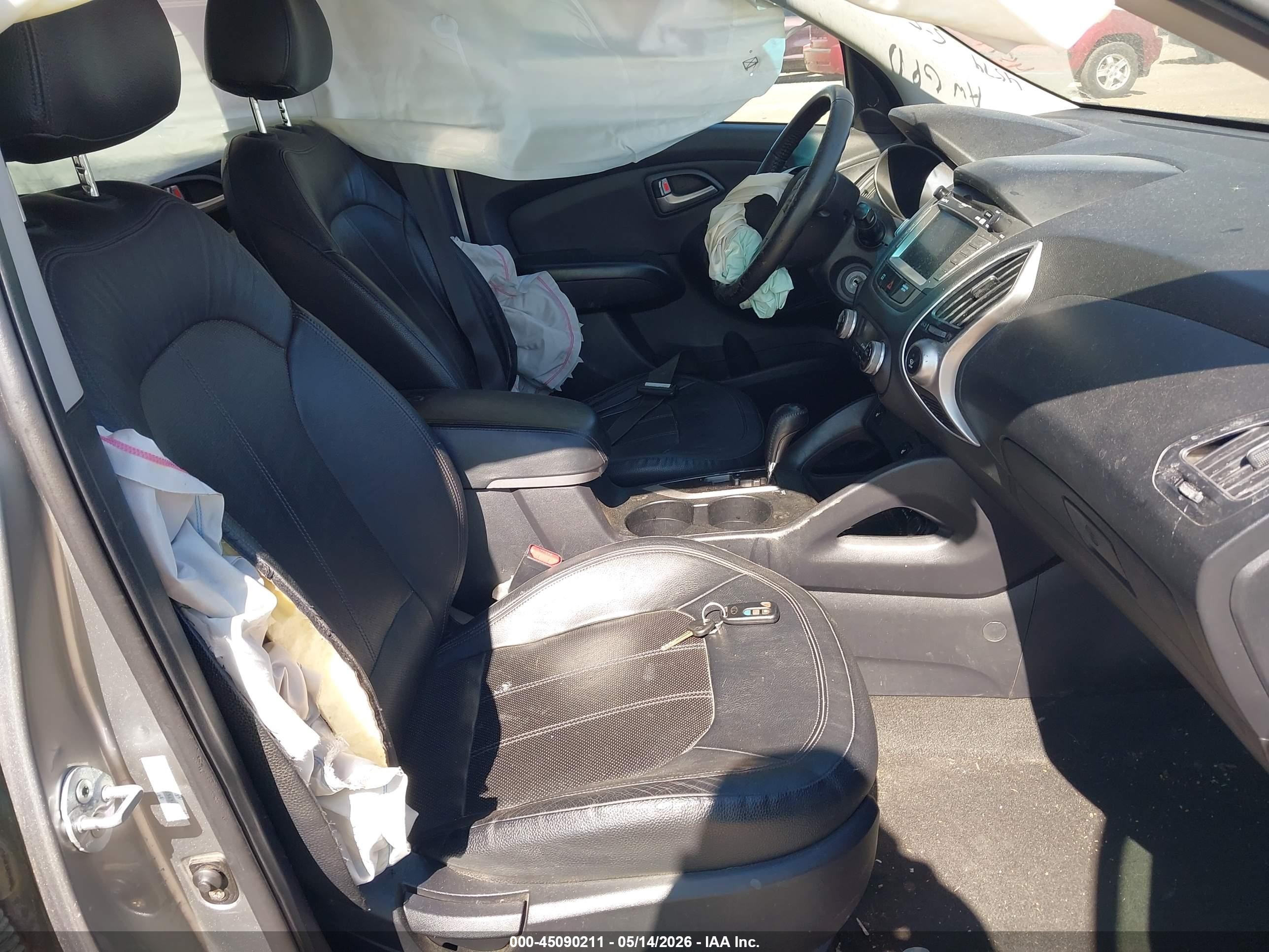 2012 Hyundai Tucson Limited Beige vin: KM8JU3AC3CU343462