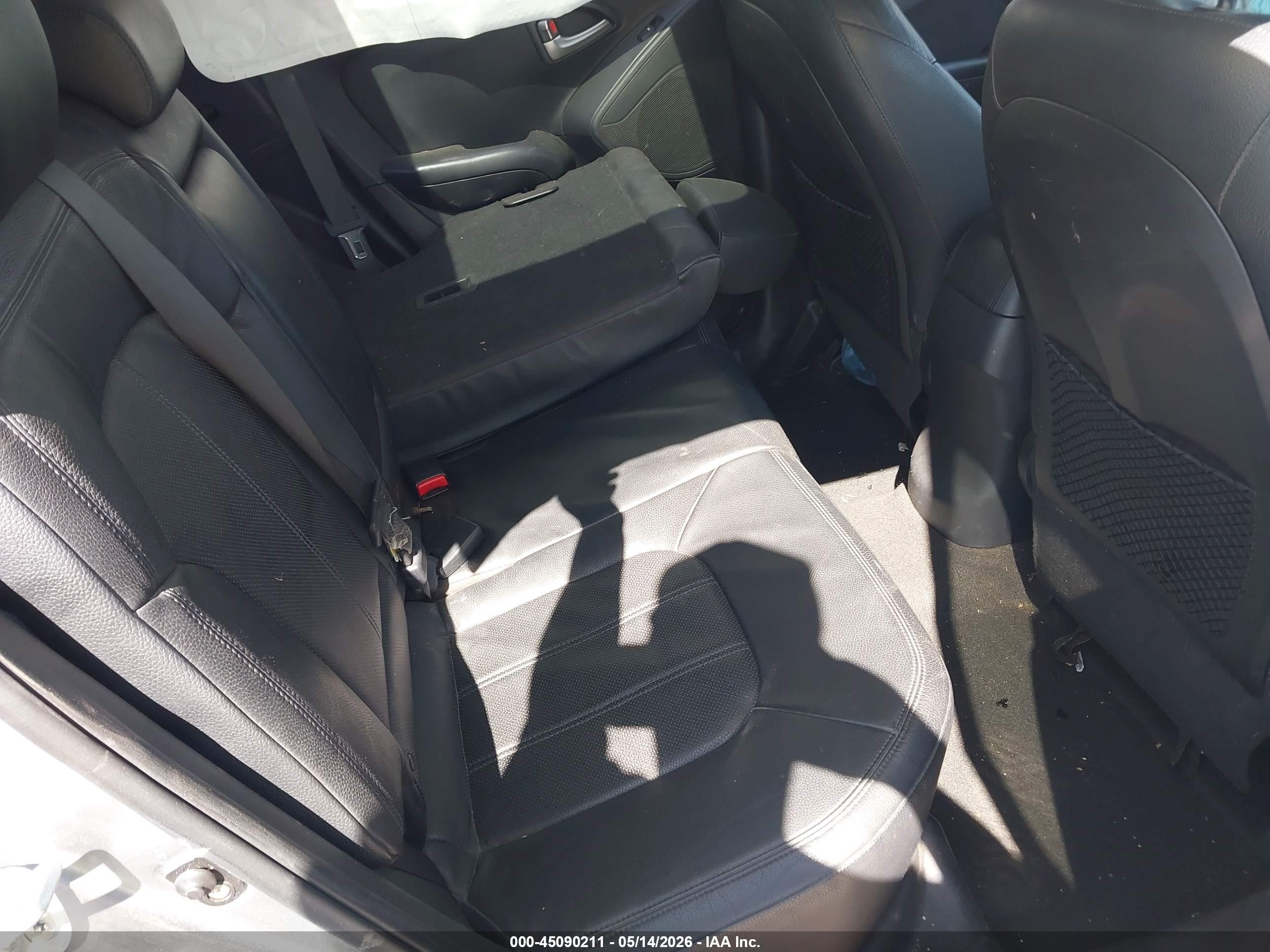 2012 Hyundai Tucson Limited Beige vin: KM8JU3AC3CU343462