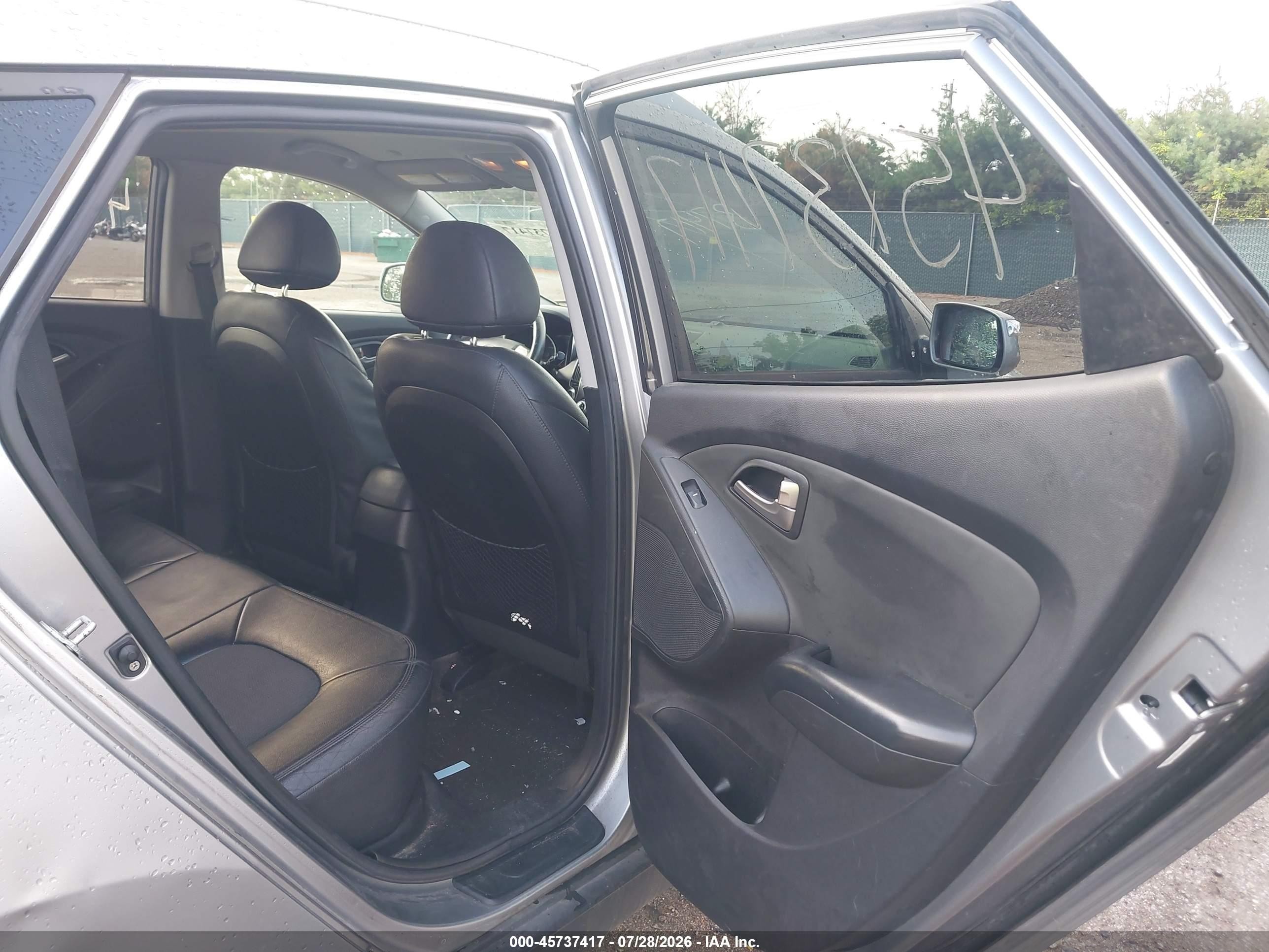 2012 Hyundai Tucson Gls Silver vin: KM8JU3AC3CU373612