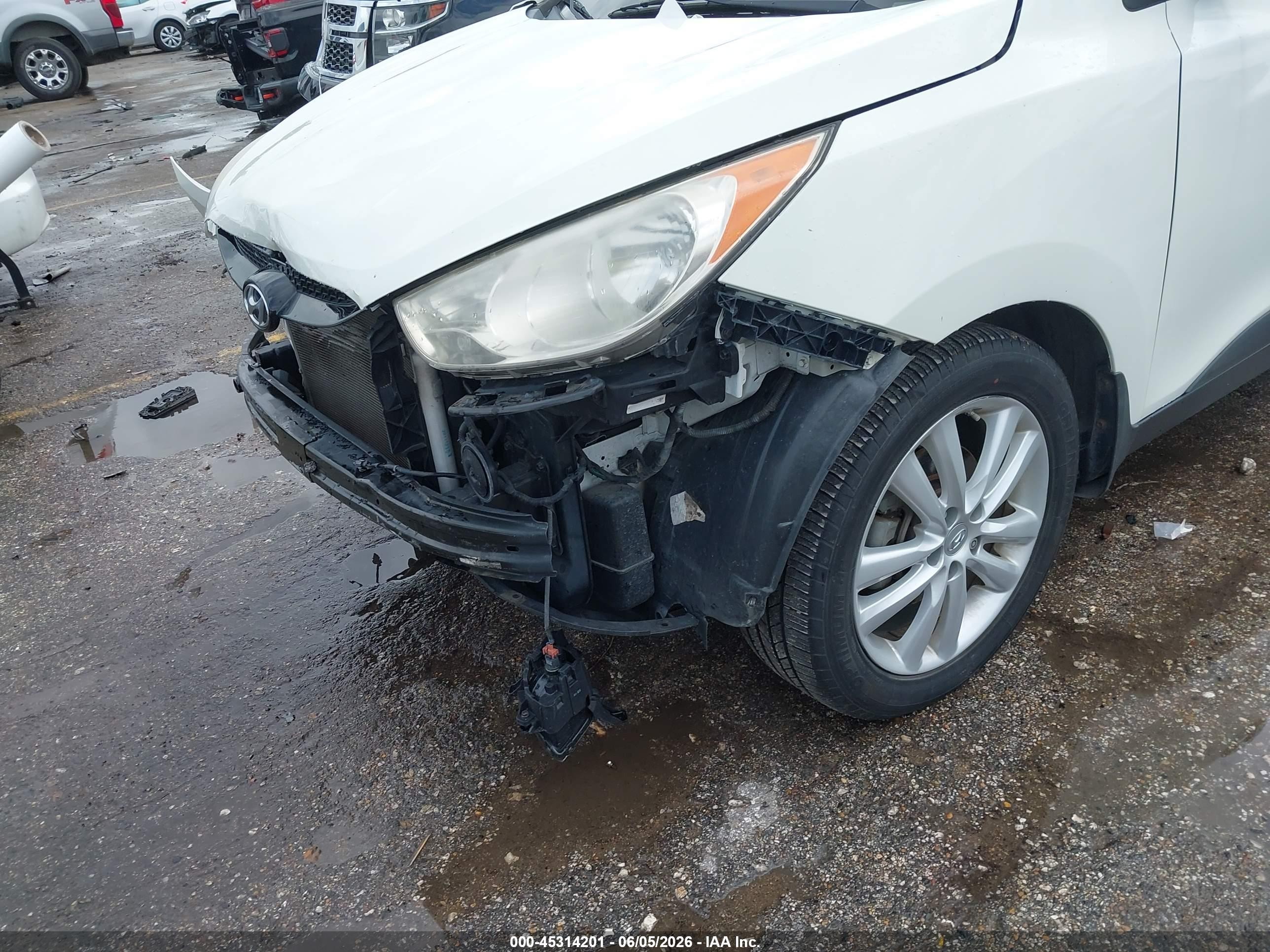 2012 Hyundai Tucson Limited White vin: KM8JU3AC3CU462029