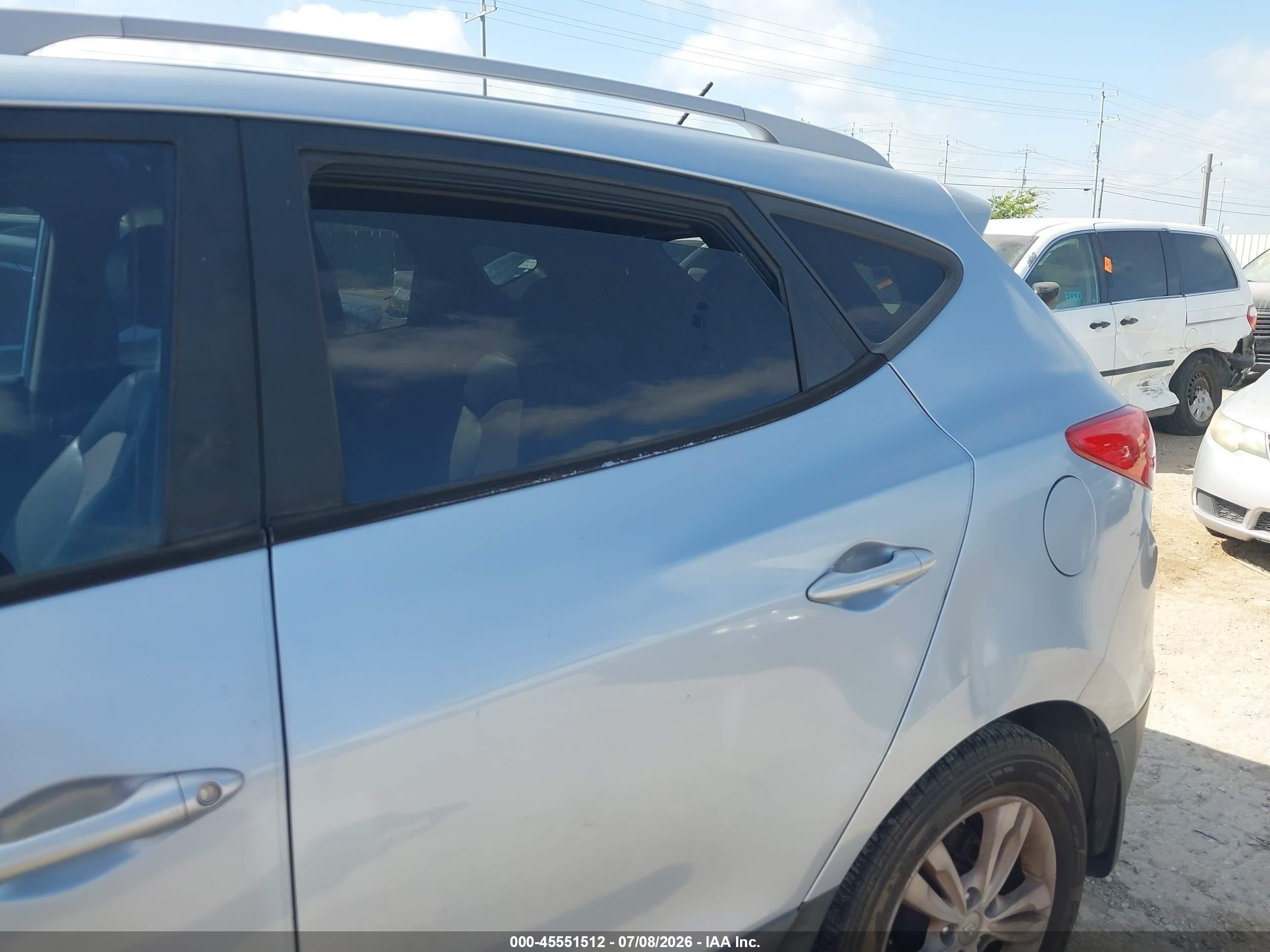 2013 Hyundai Tucson Gls Light Blue vin: KM8JU3AC3DU647280