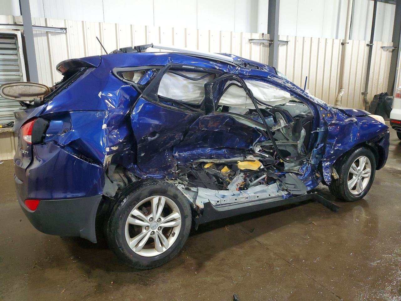 2011 Hyundai Tucson Gls Blue vin: KM8JU3AC4BU136657