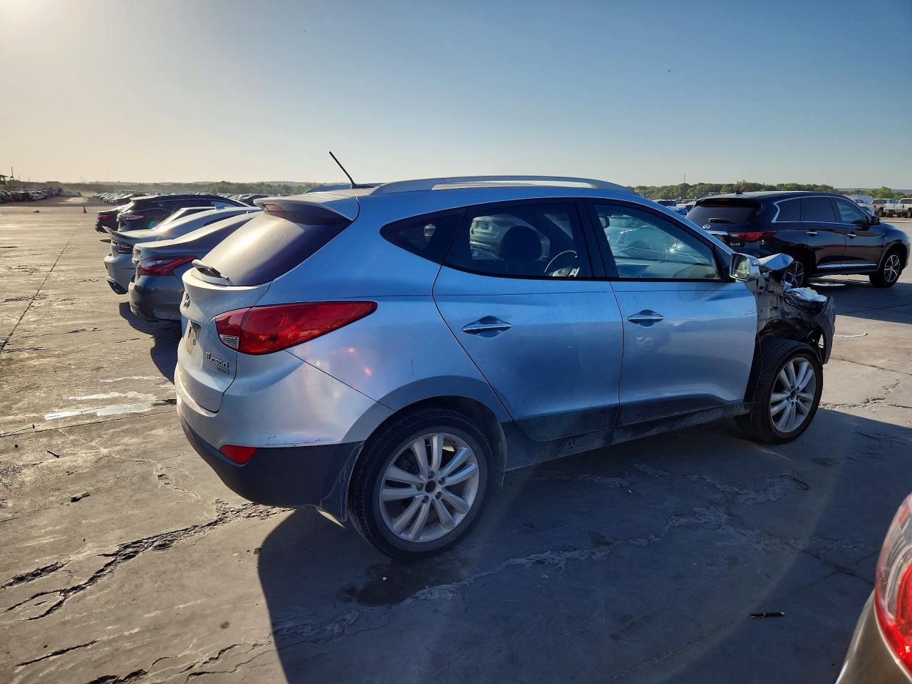 2011 Hyundai Tucson Limited Blue vin: KM8JU3AC4BU138151
