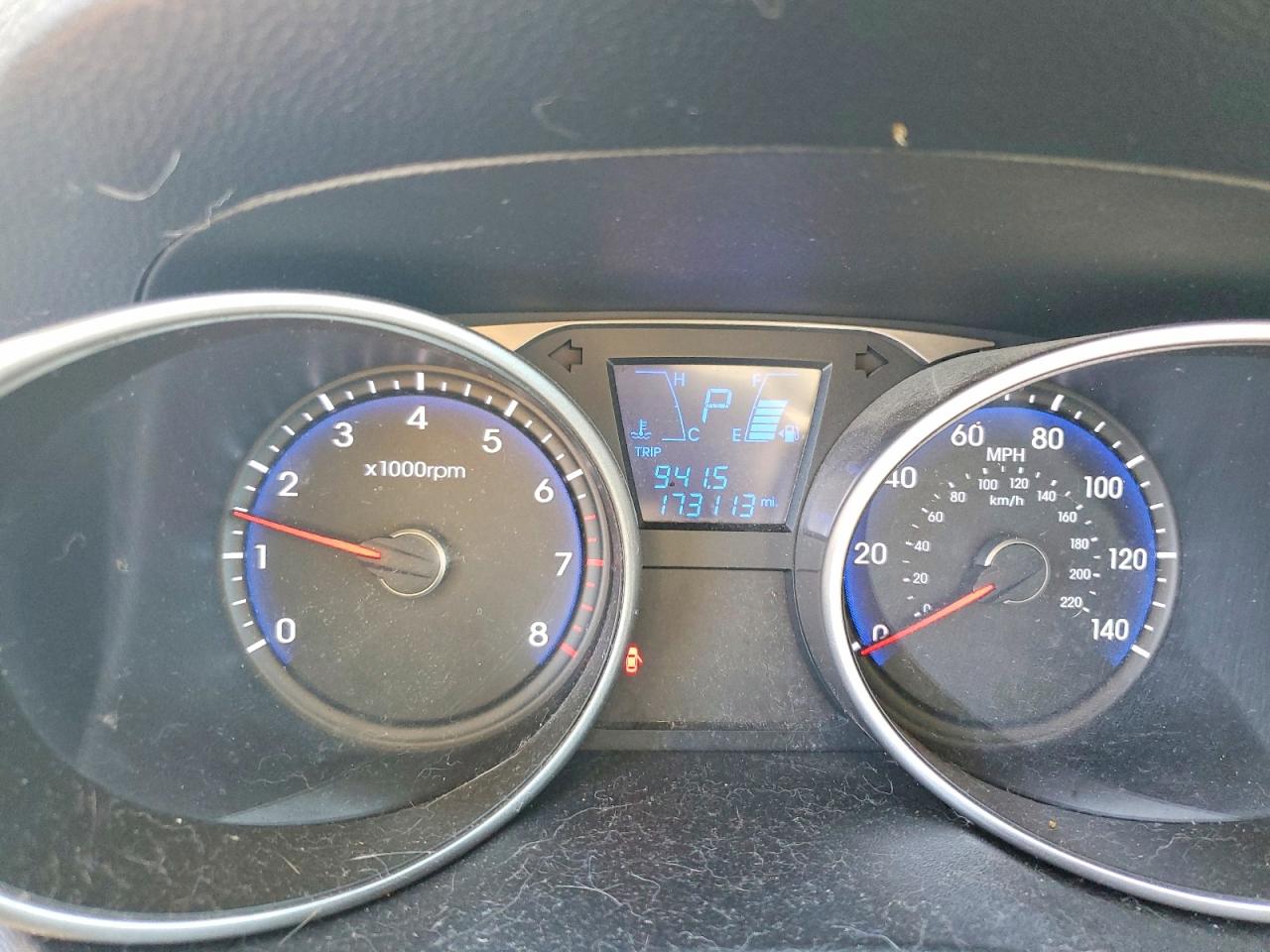 2011 Hyundai Tucson Limited Silver vin: KM8JU3AC4BU140255