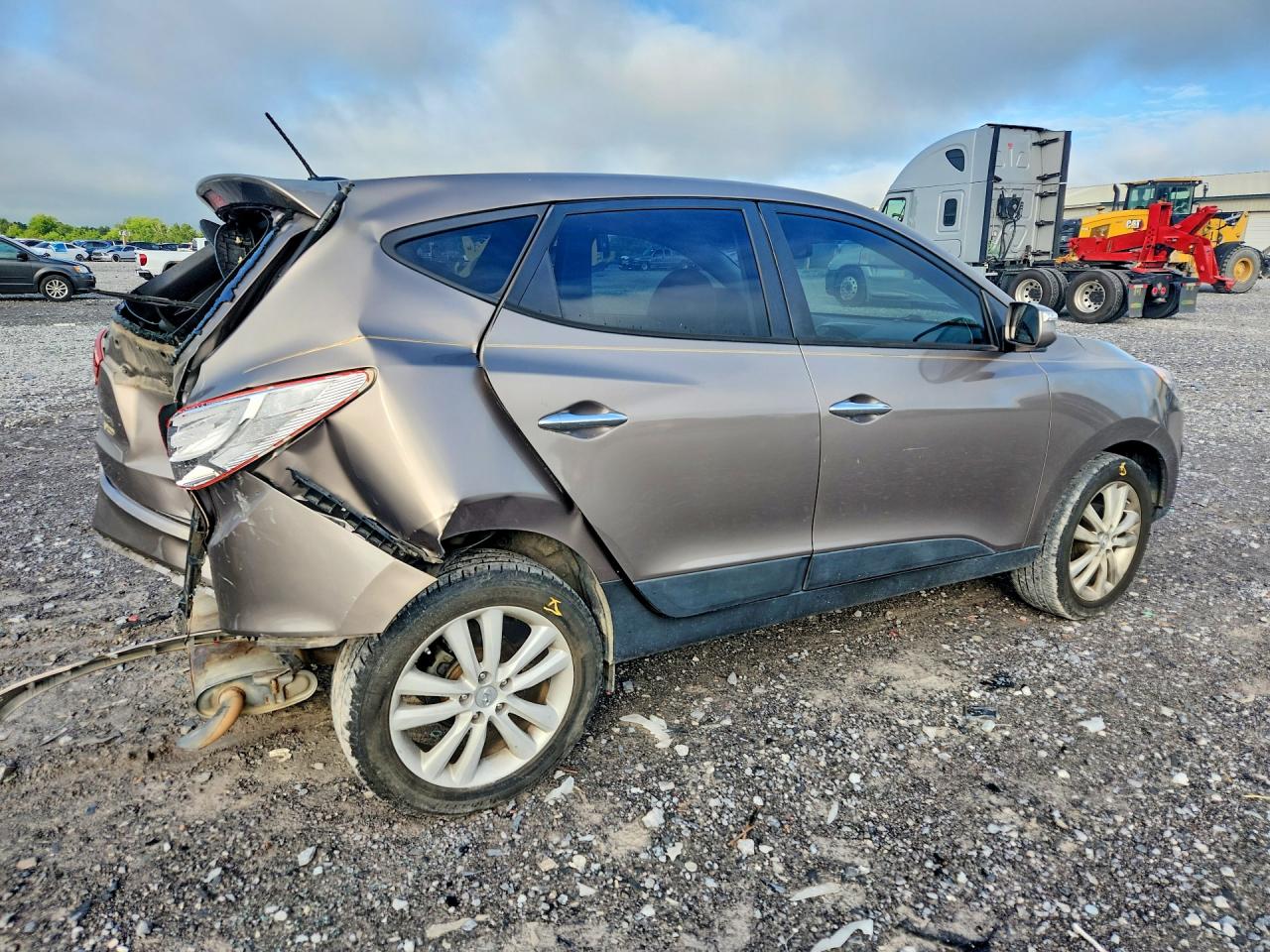 2011 Hyundai Tucson Limited Желто-коричневый vin: KM8JU3AC4BU153765