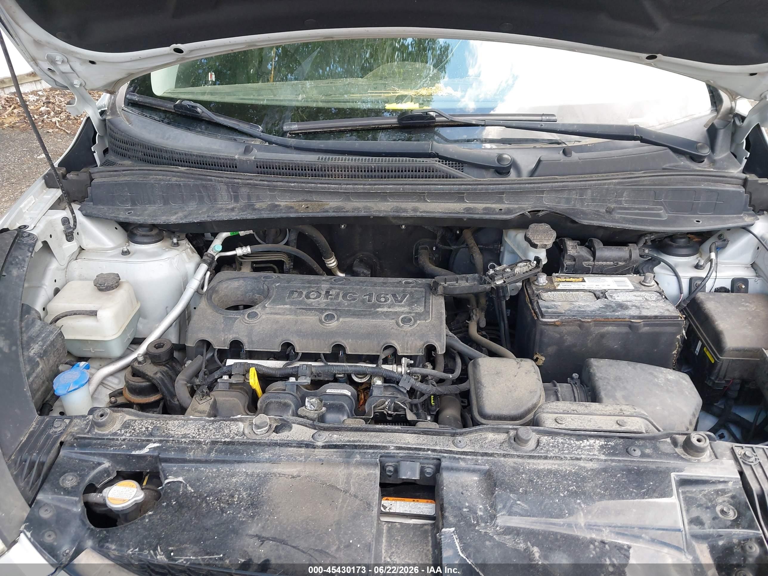 2012 Hyundai Tucson Limited Серебряный vin: KM8JU3AC4CU499462