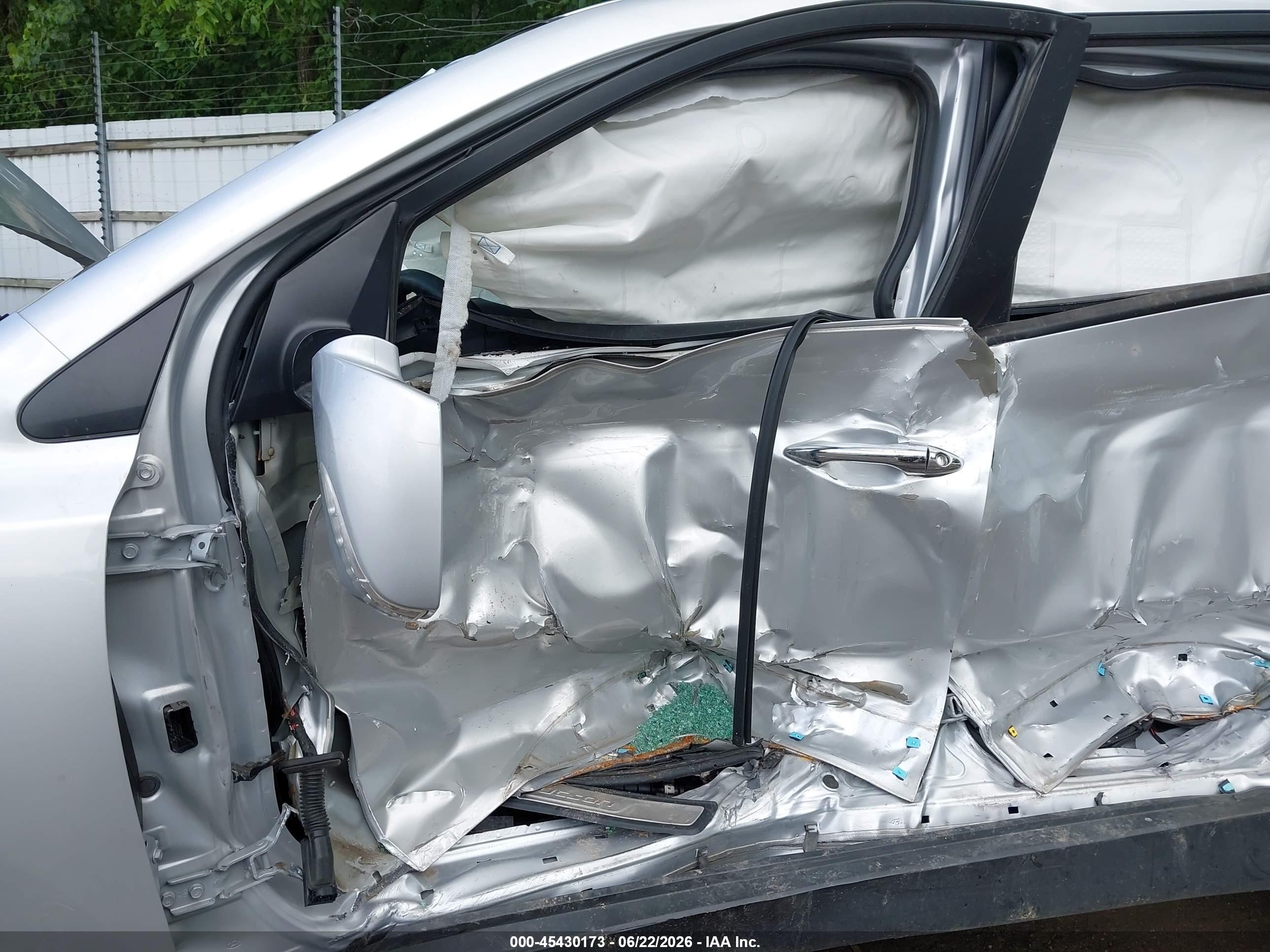 2012 Hyundai Tucson Limited Серебряный vin: KM8JU3AC4CU499462