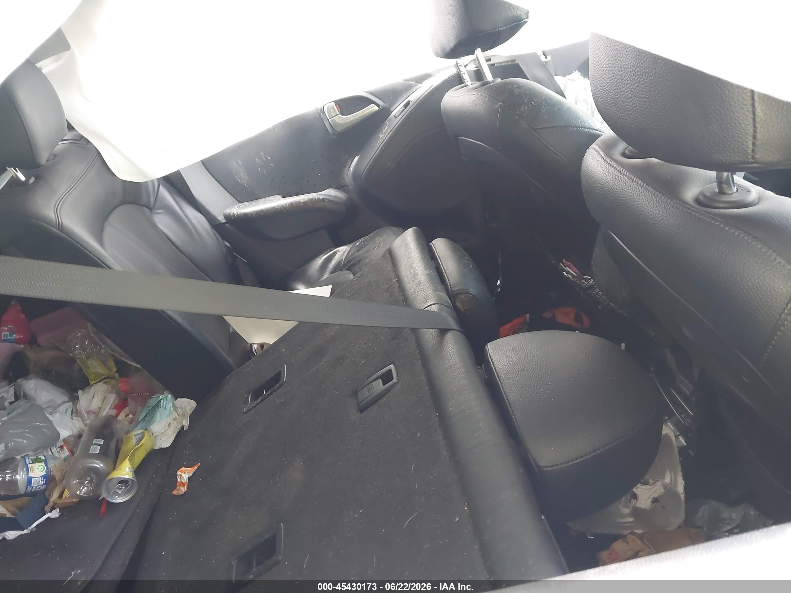 2012 Hyundai Tucson Limited Серебряный vin: KM8JU3AC4CU499462