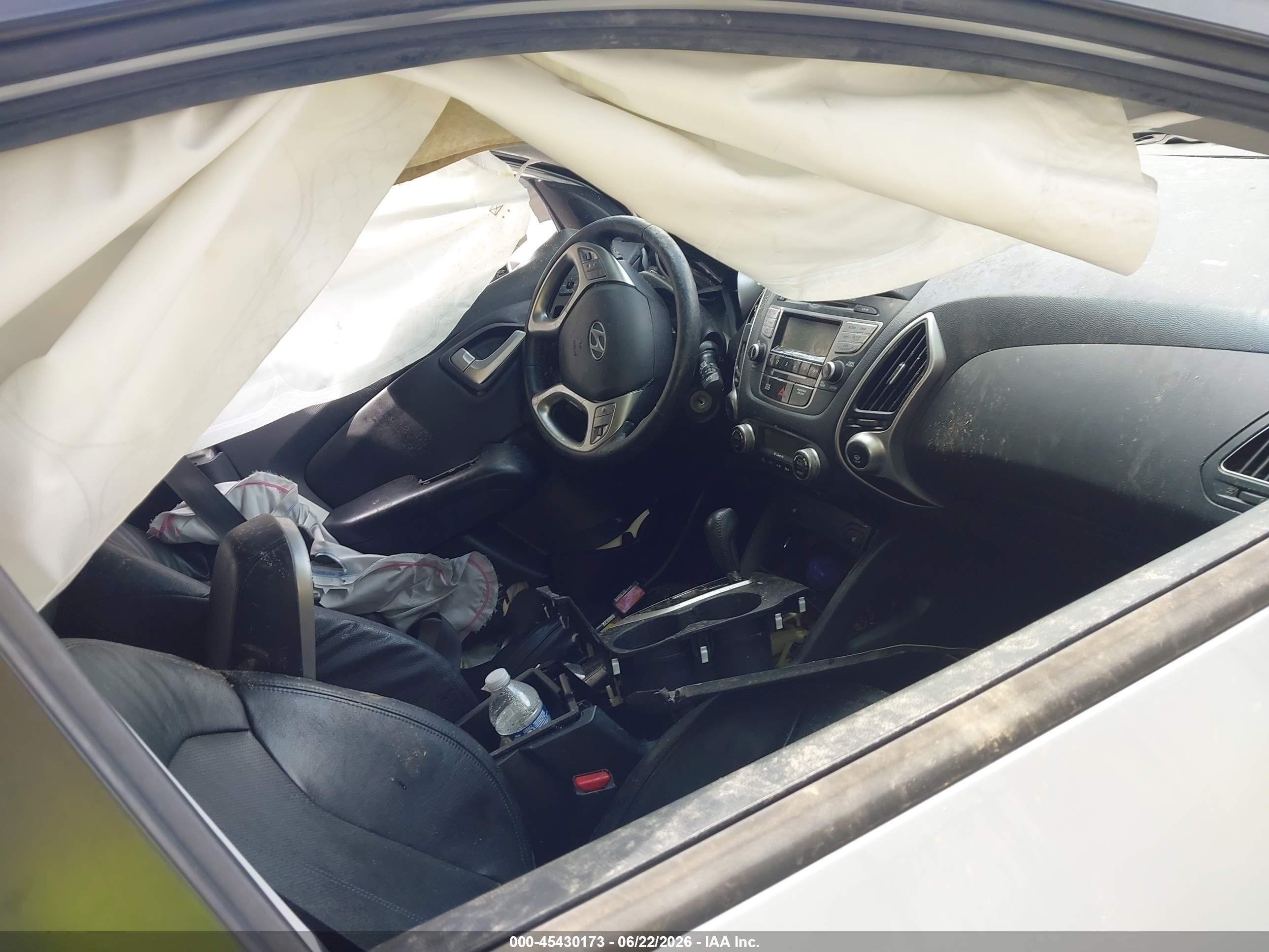2012 Hyundai Tucson Limited Серебряный vin: KM8JU3AC4CU499462
