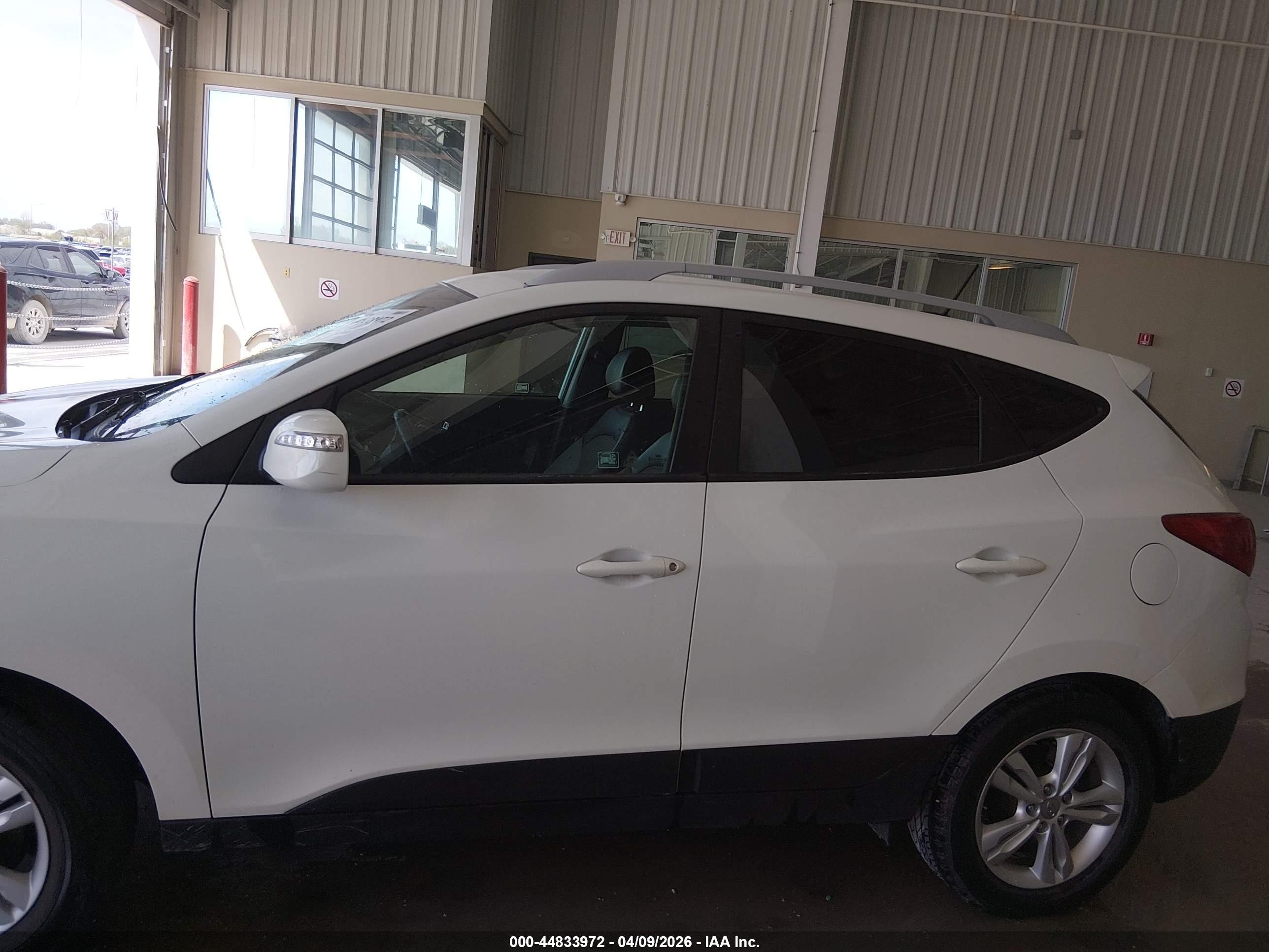 2012 Hyundai Tucson Gls White vin: KM8JU3AC4CU499672
