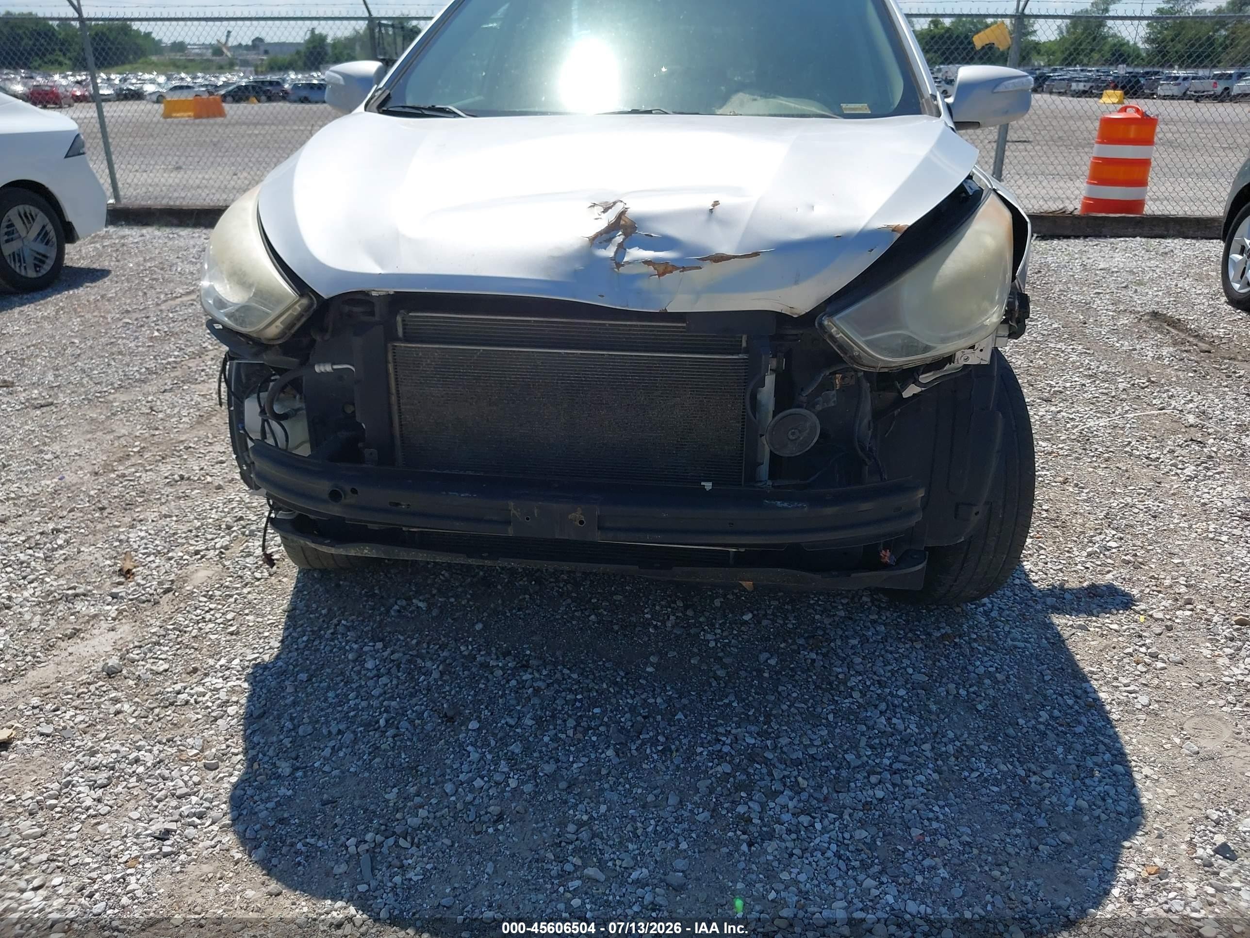 2013 Hyundai Tucson Limited Silver vin: KM8JU3AC4DU547737