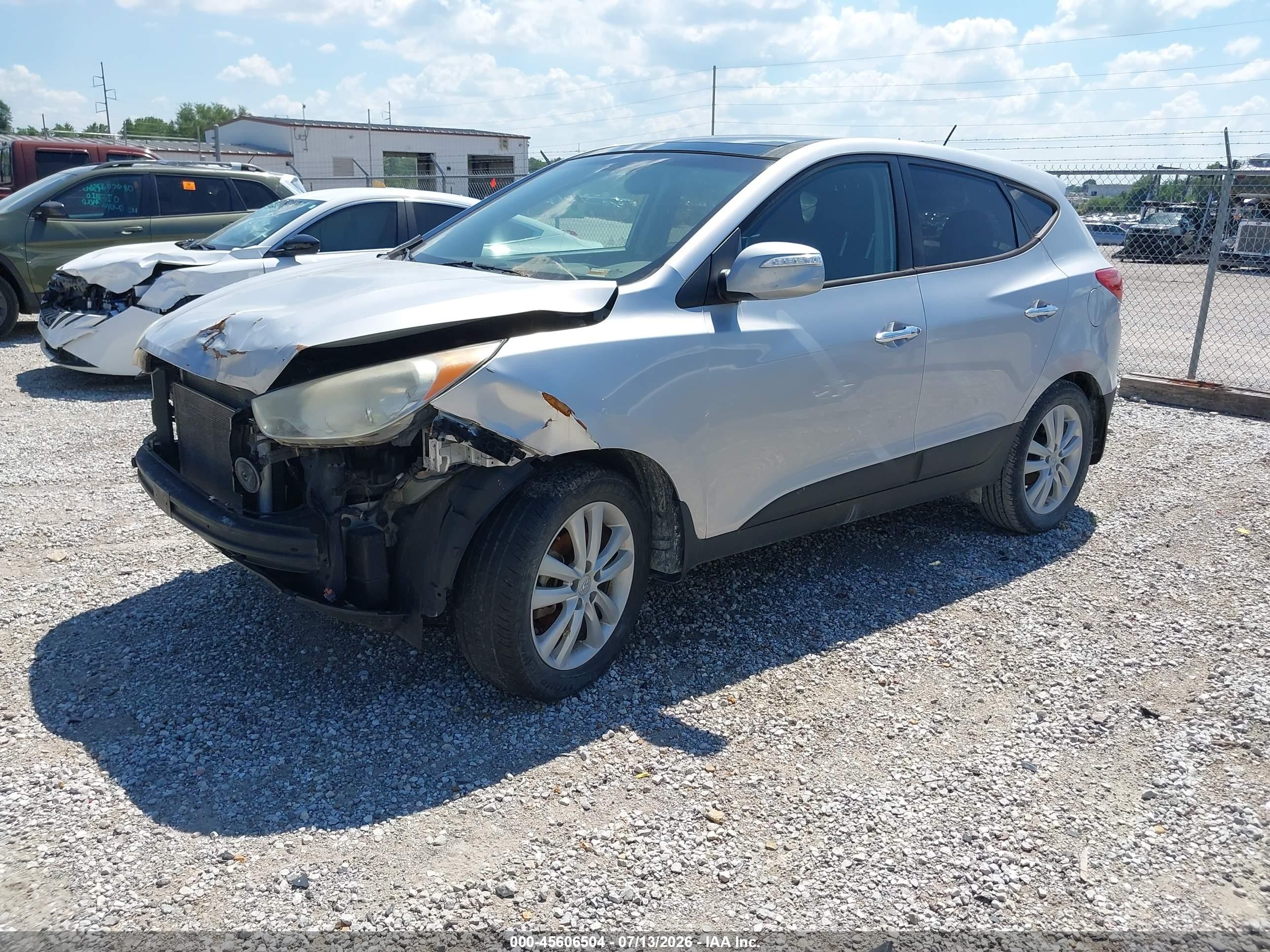 2013 Hyundai Tucson Limited Silver vin: KM8JU3AC4DU547737