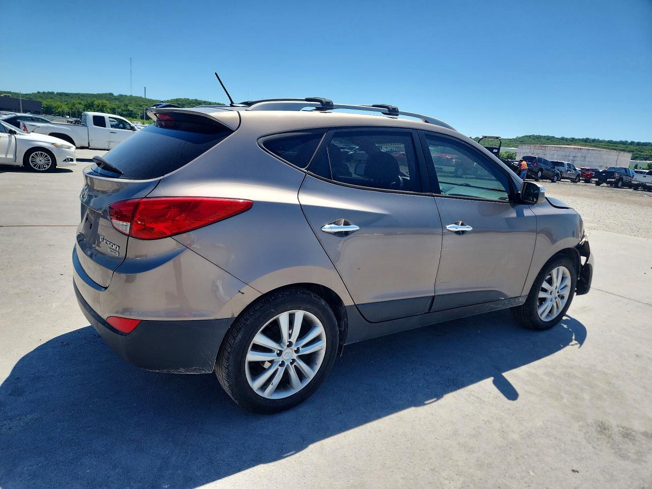 2013 Hyundai Tucson Limited Gray vin: KM8JU3AC4DU579961