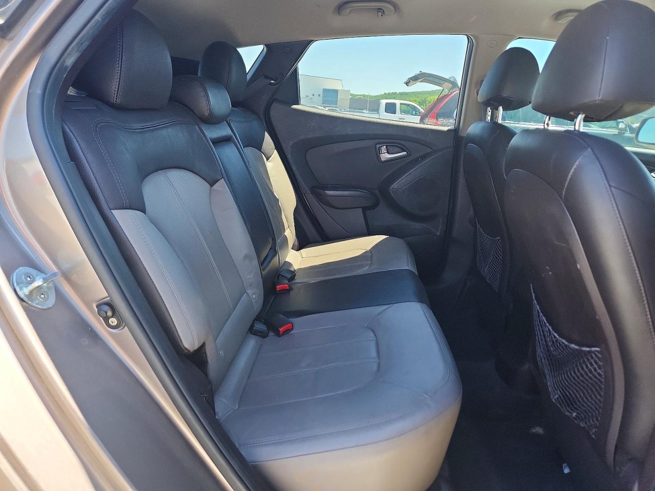 2013 Hyundai Tucson Limited Gray vin: KM8JU3AC4DU579961