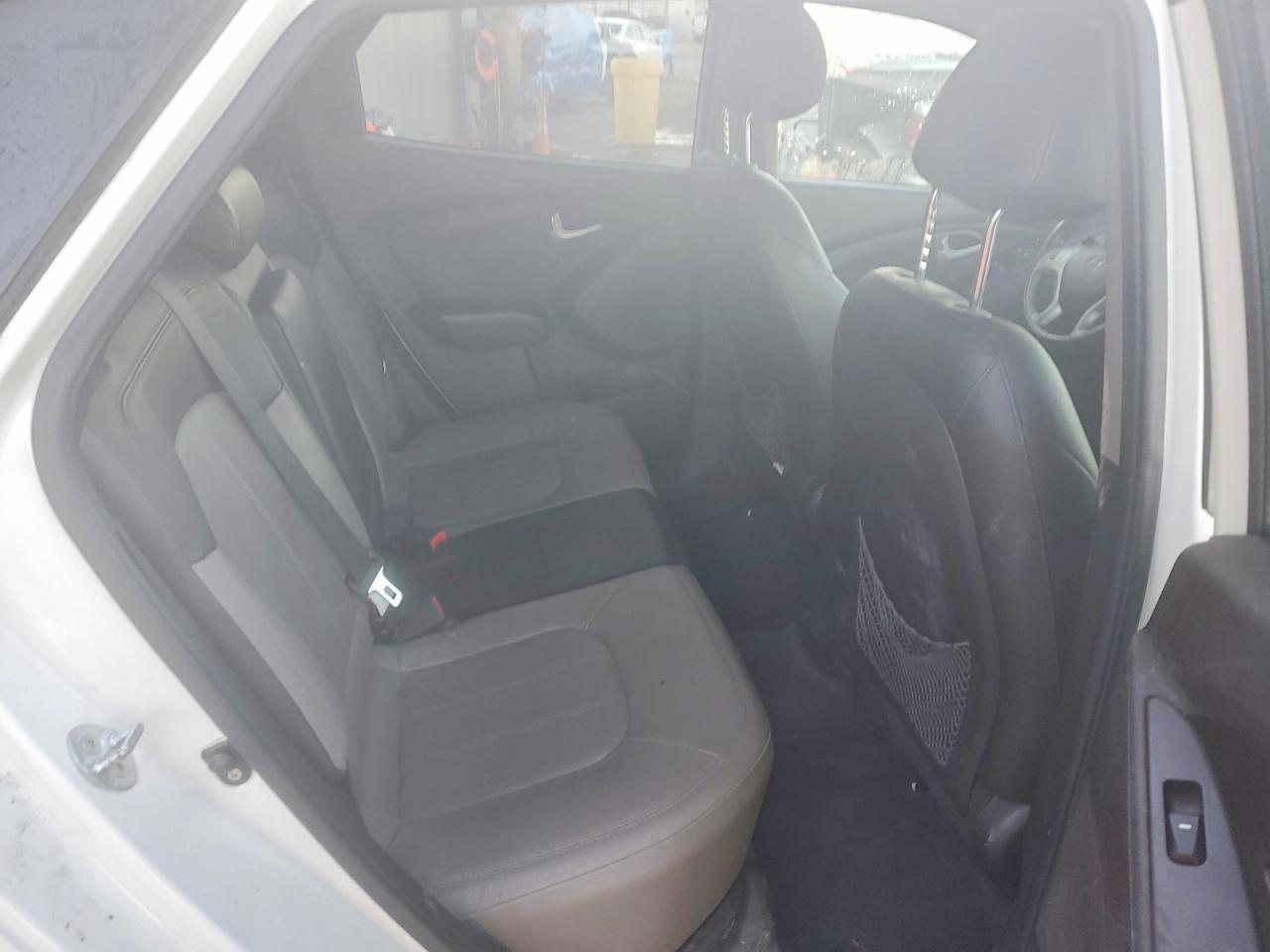 2013 Hyundai Tucson Limited White vin: KM8JU3AC4DU616152