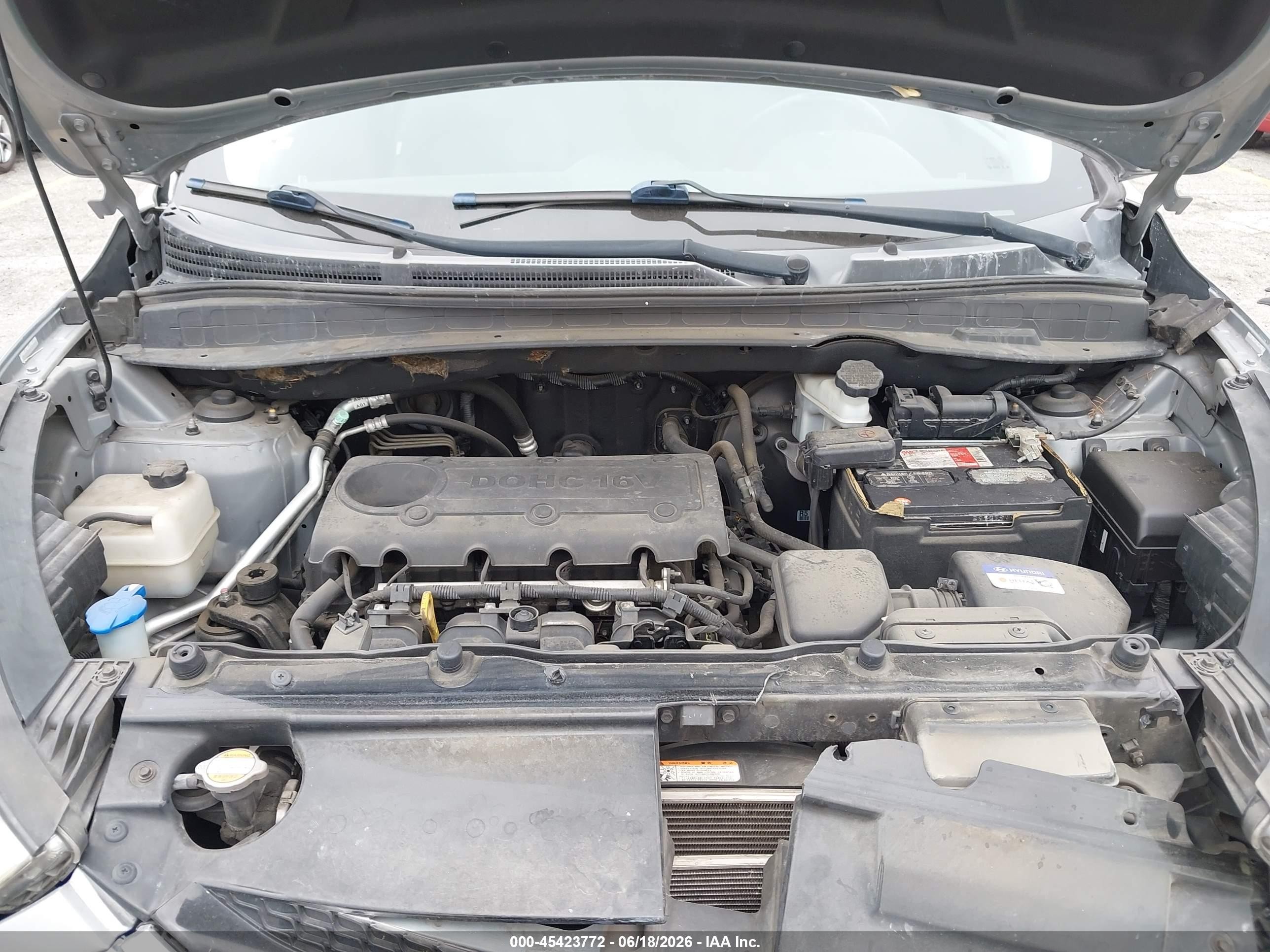 2011 Hyundai Tucson Limited Silver vin: KM8JU3AC5BU158179