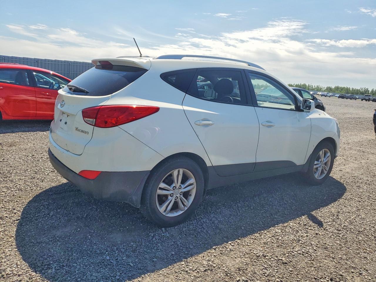 2011 Hyundai Tucson Gls White vin: KM8JU3AC5BU187827