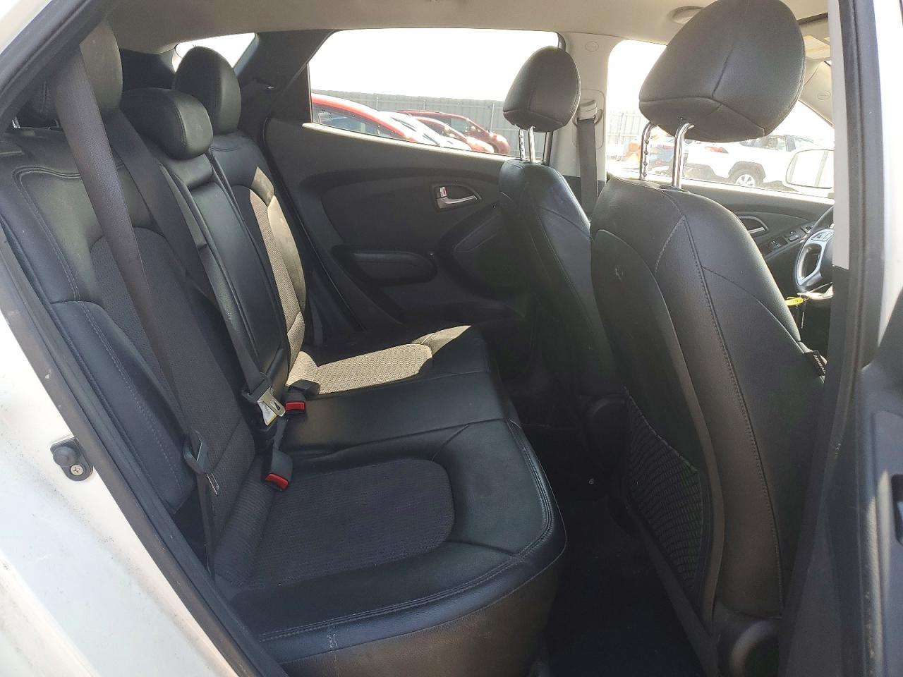 2011 Hyundai Tucson Gls White vin: KM8JU3AC5BU187827