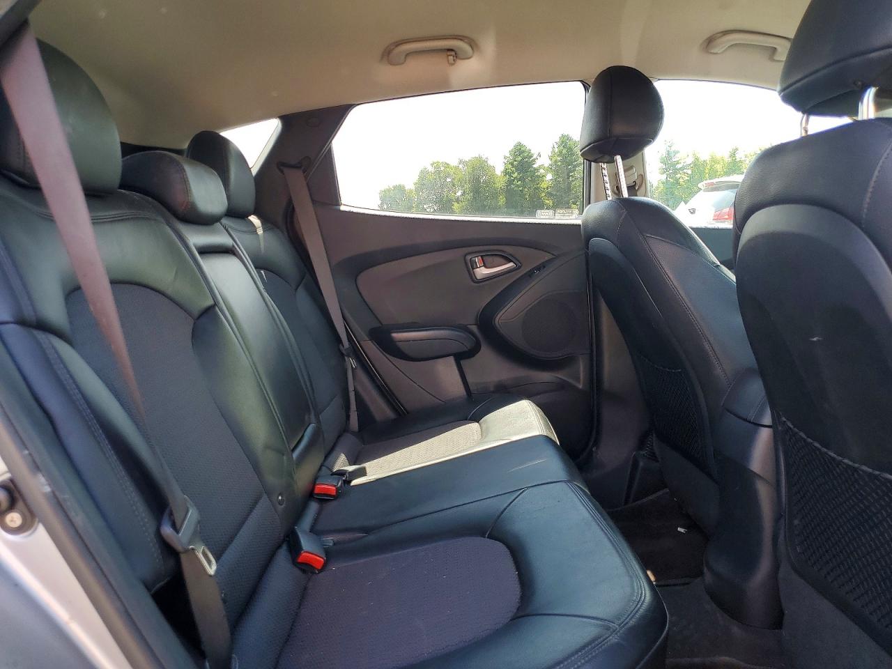 2012 Hyundai Tucson Gls Silver vin: KM8JU3AC5CU408182
