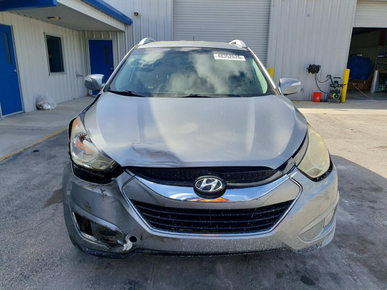 2012 Hyundai Tucson Limited Silver vin: KM8JU3AC5CU487627