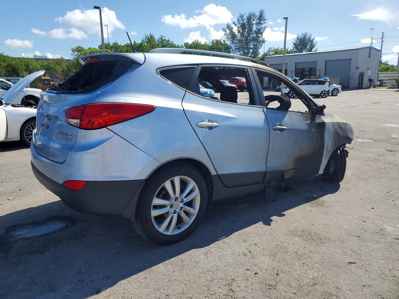 2013 Hyundai Tucson Blue vin: KM8JU3AC5DU547939