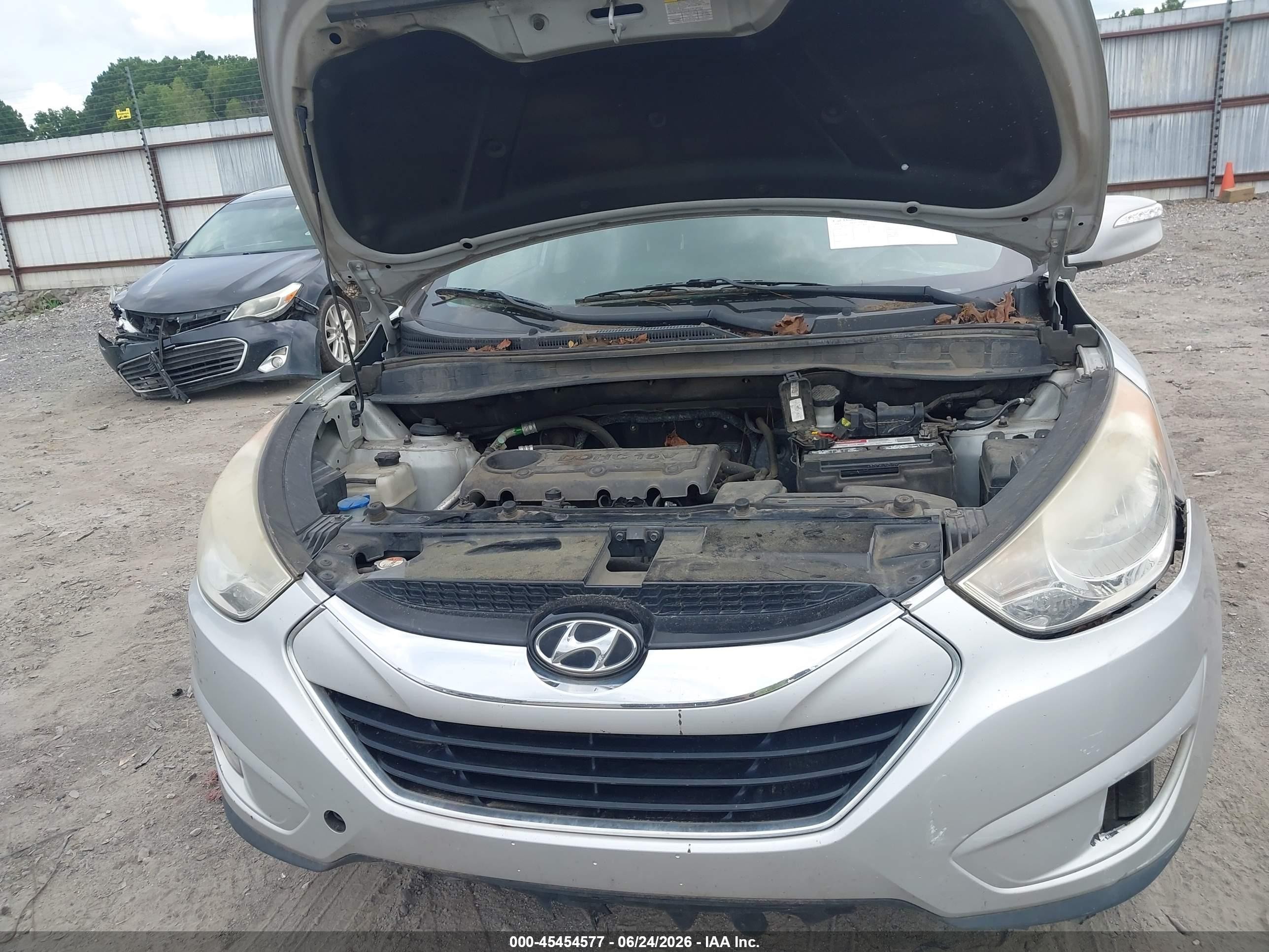 2013 Hyundai Tucson Limited Серебряный vin: KM8JU3AC5DU578043
